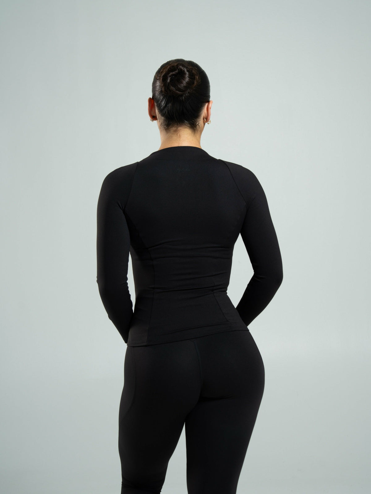 Aura Sculpt Jacket Long - Black | Alphalete