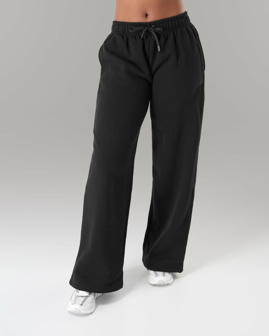 Staple Pant Long - Black - Workout Clothes For Women | Alphalete