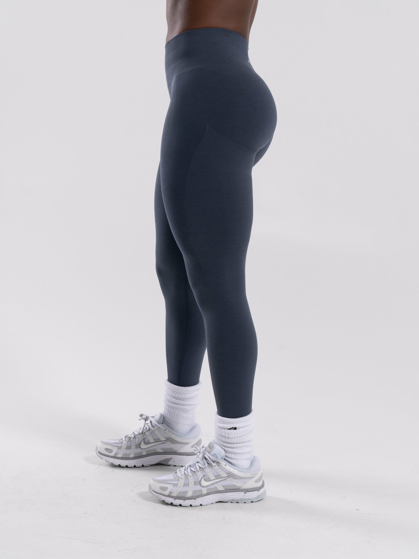 Pump Mid Rise Legging - Dusty Navy | Alphalete