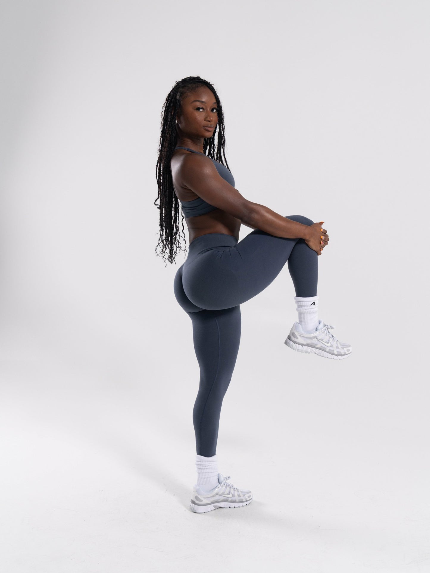 Pump Mid Rise Legging - Dusty Navy | Alphalete