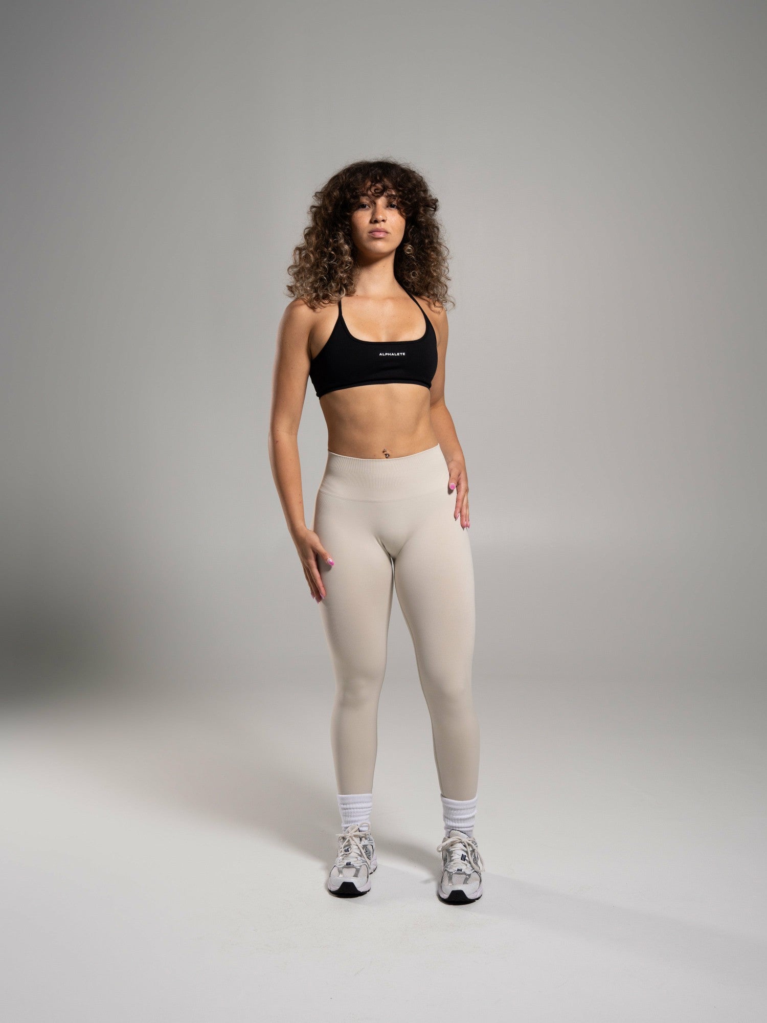 Pump Mid Rise Legging - Wheat | Alphalete