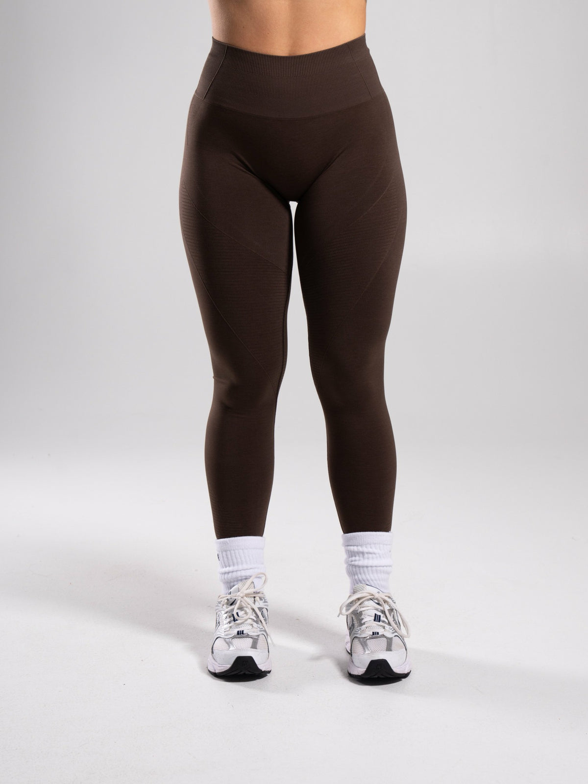 Revive High Rise Legging - Walnut | Alphalete