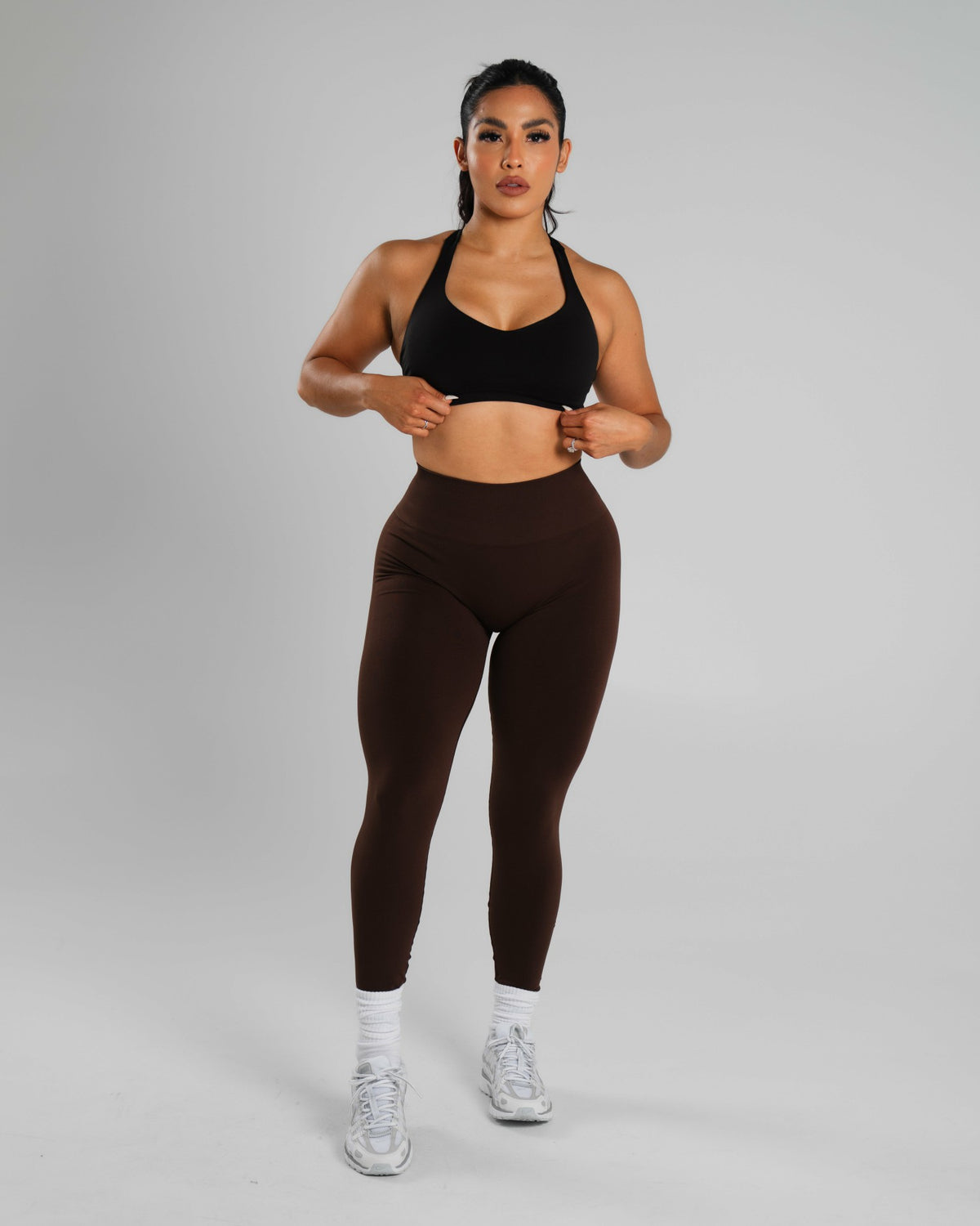 Amplify Mid Rise Legging - Espresso | Alphalete