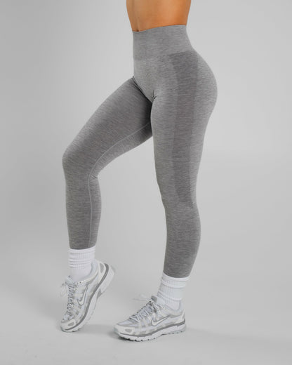 Amplify Ultra-High Rise Legging - Heather Grey | Alphalete