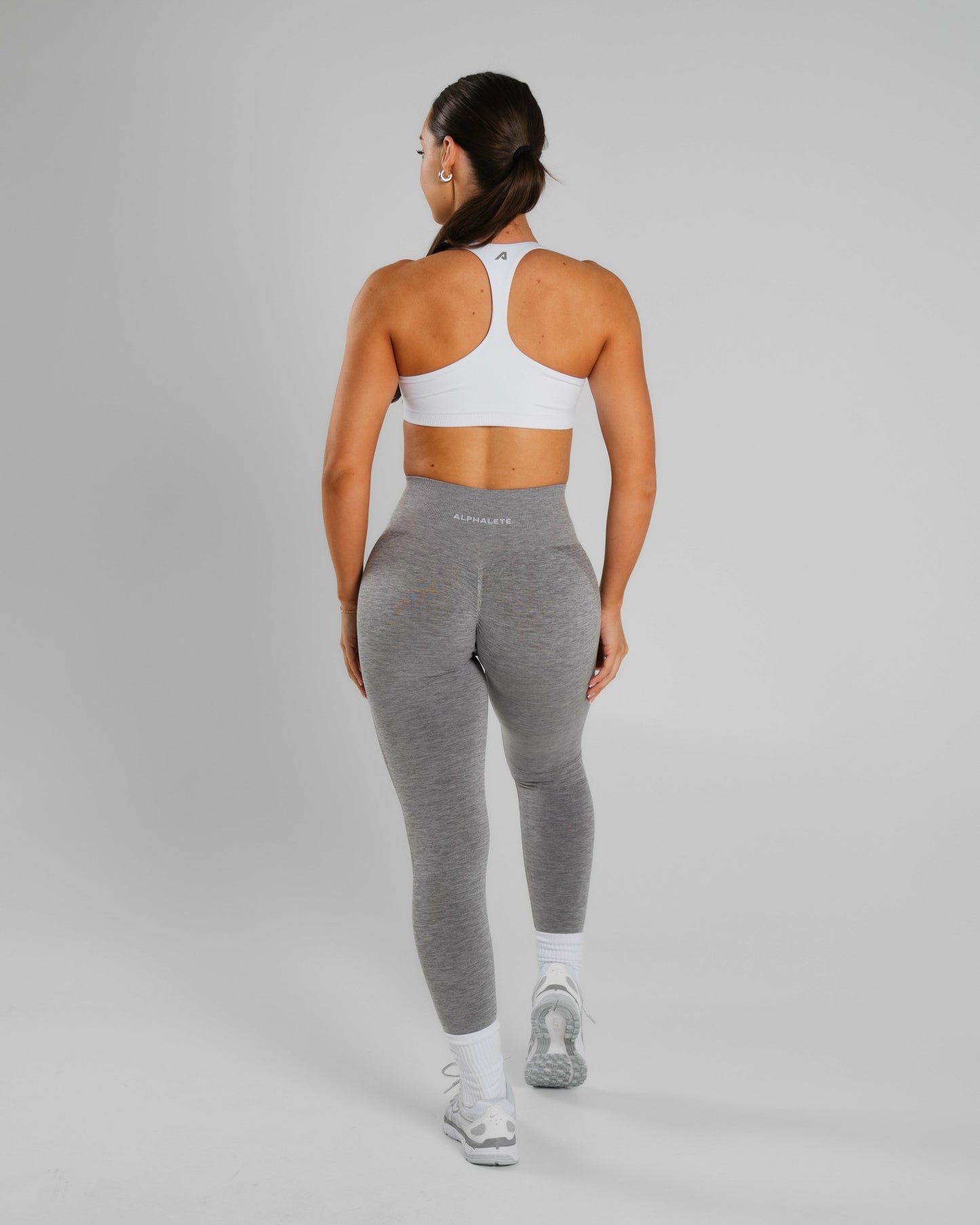 Amplify Ultra-High Rise Legging - Heather Grey | Alphalete