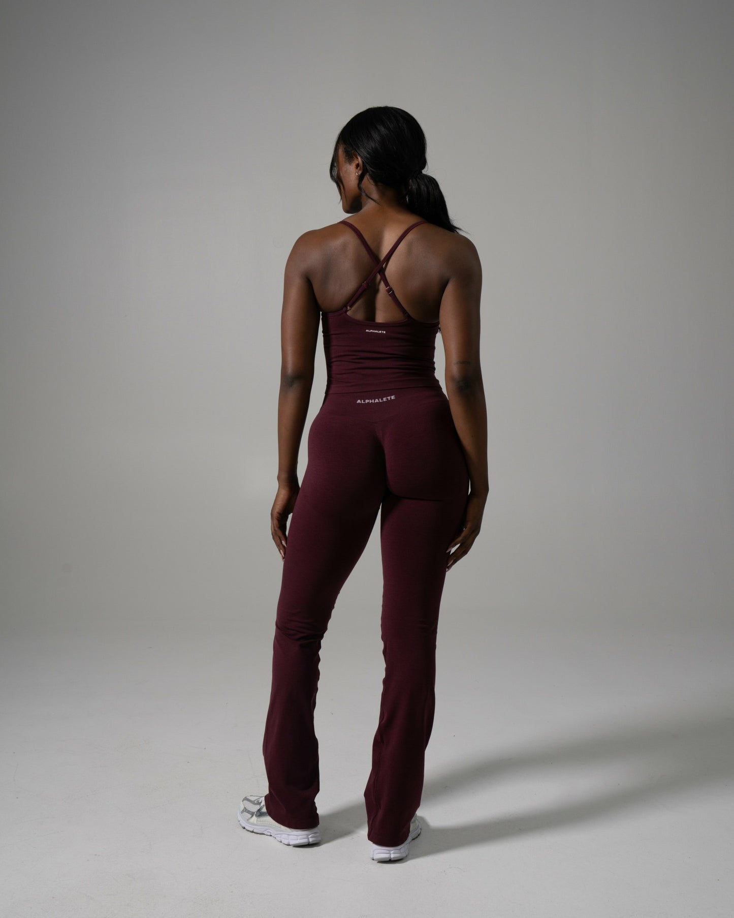 Pump Mid Rise Flared Pant Long - Merlot | Alphalete