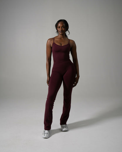Pump Mid Rise Flared Pant Long - Merlot | Alphalete