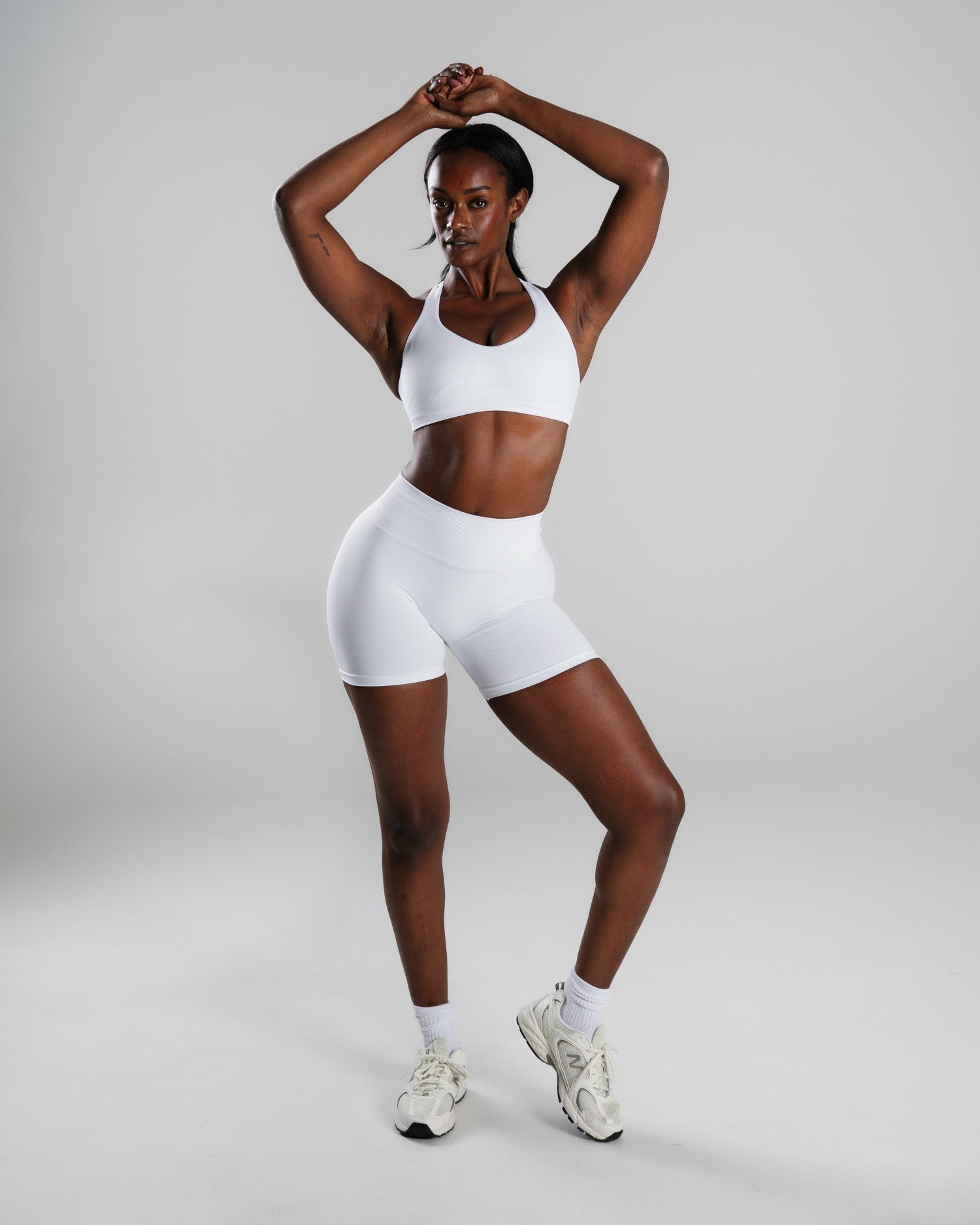Elevate Bra - White - Best Sports Bra | Alphalete