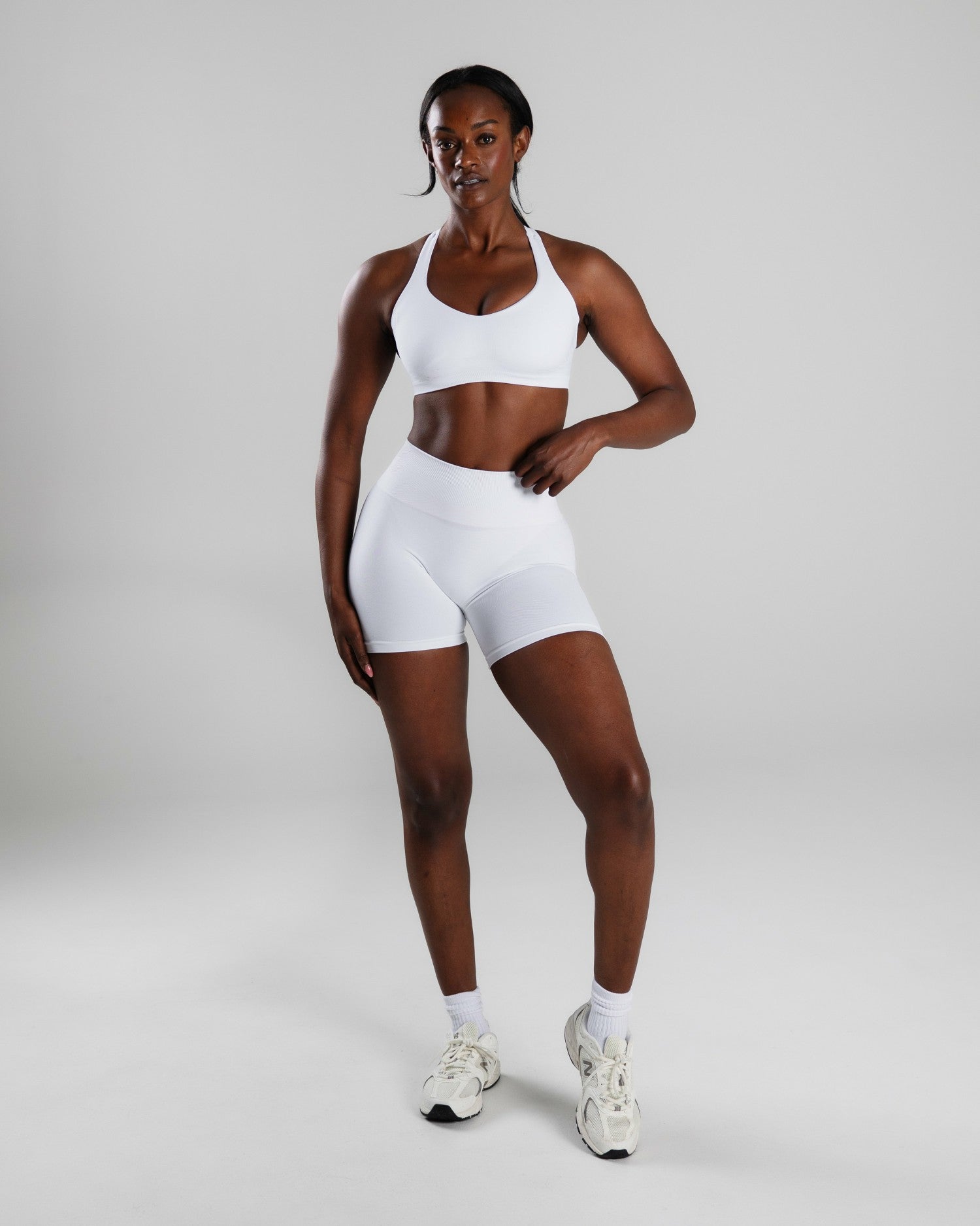 Elevate Bra - White - Best Sports Bra | Alphalete
