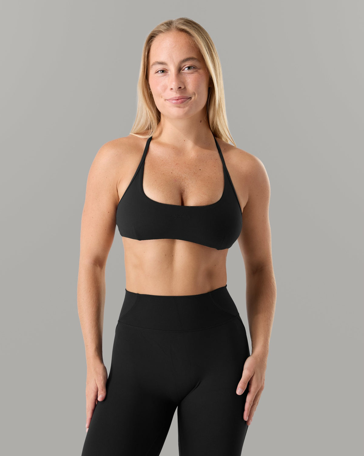 Axis Bra - Black - Best Sports Bra | Alphalete