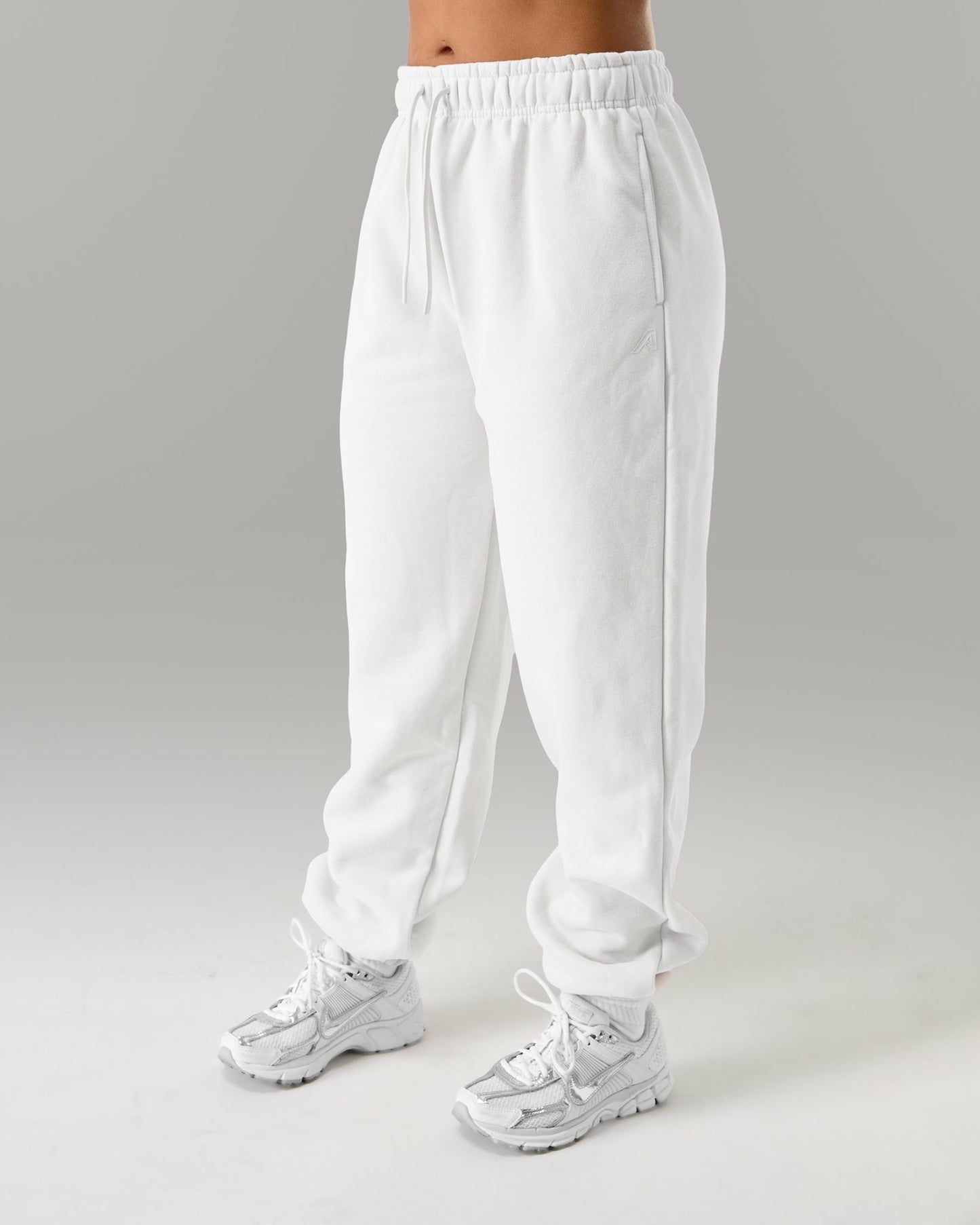 Staple Jogger - White - Track Suits For Women | Alphalete