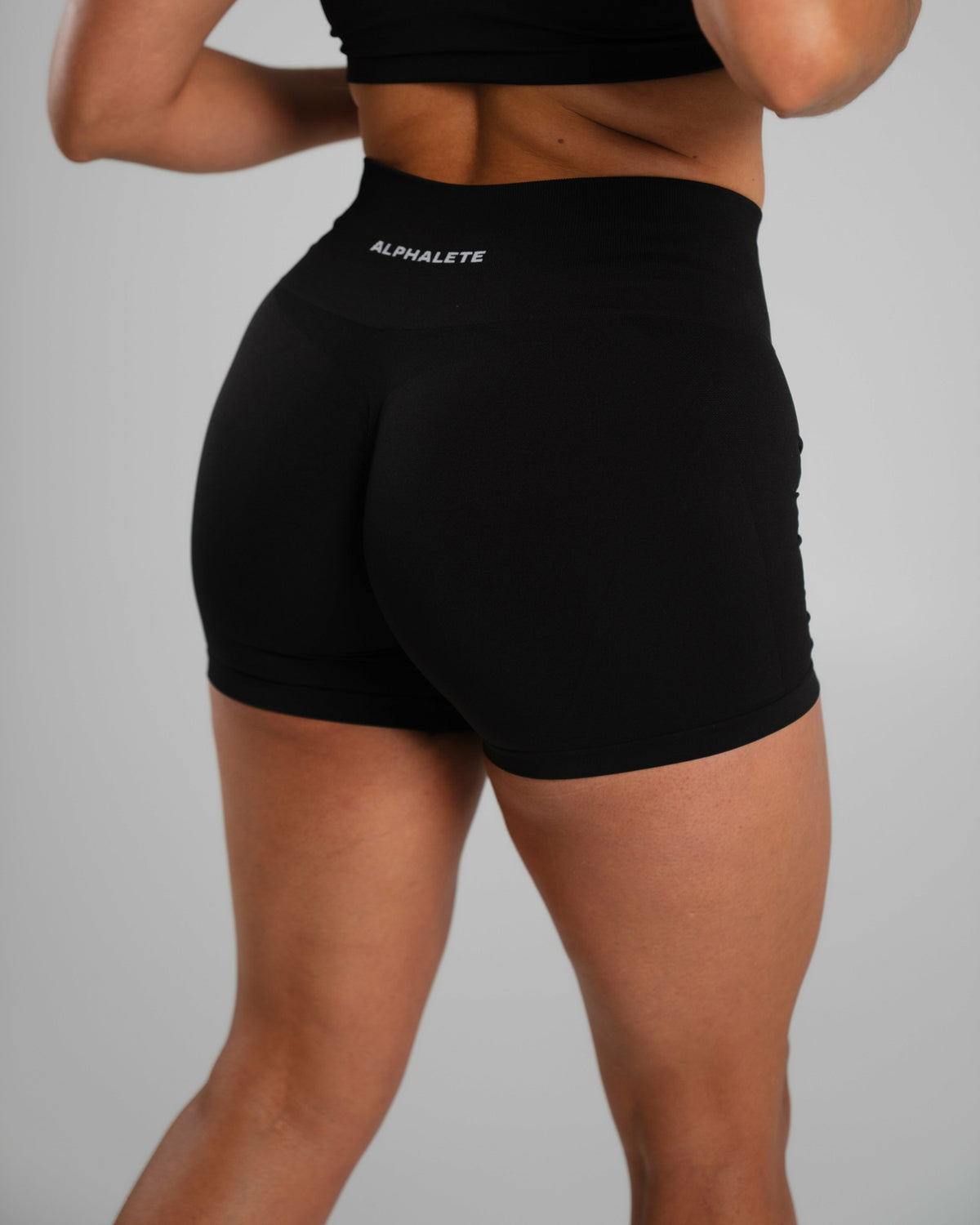 Amplify Mid Rise Short - Black - Workout Clothes For Women | Alphalete
