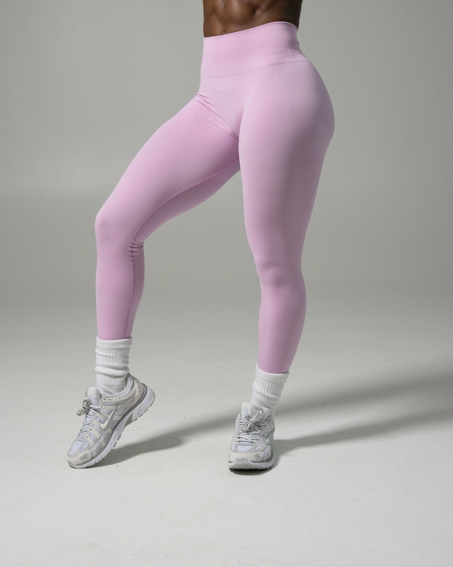 Pump Mid Rise Legging - Poise | Alphalete