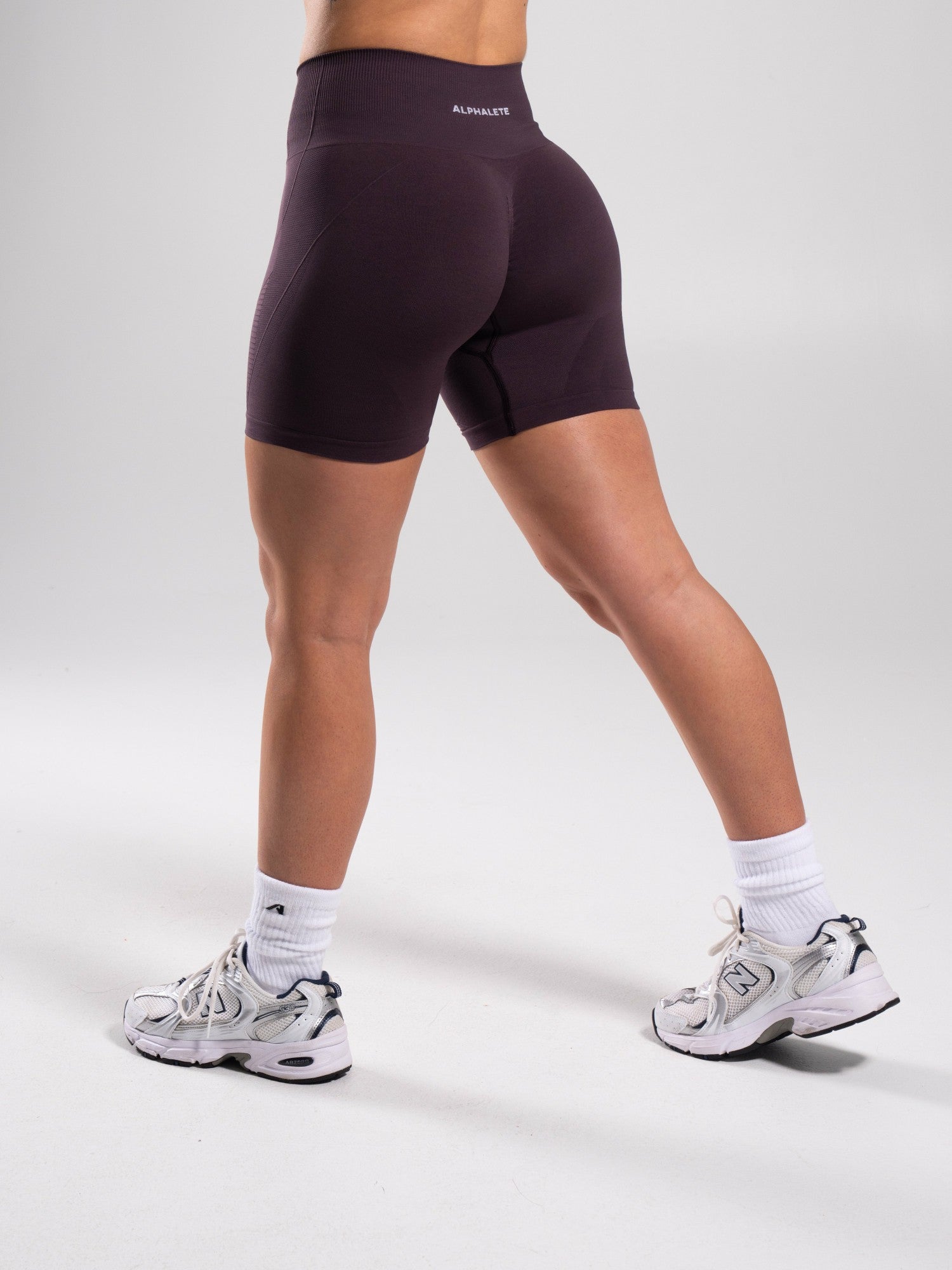 Revive High Rise Short - Black Garnet | Alphalete