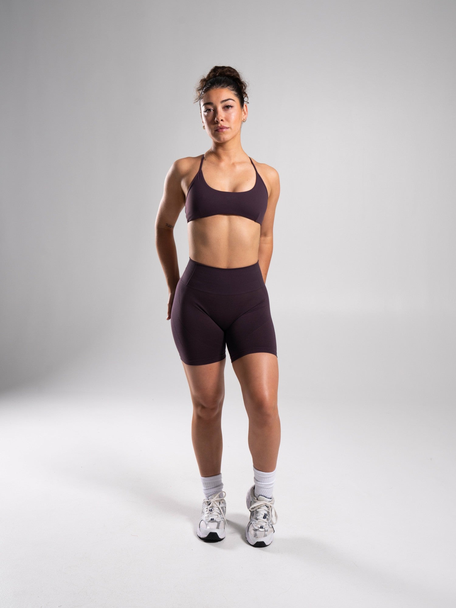 Revive High Rise Short - Black Garnet | Alphalete