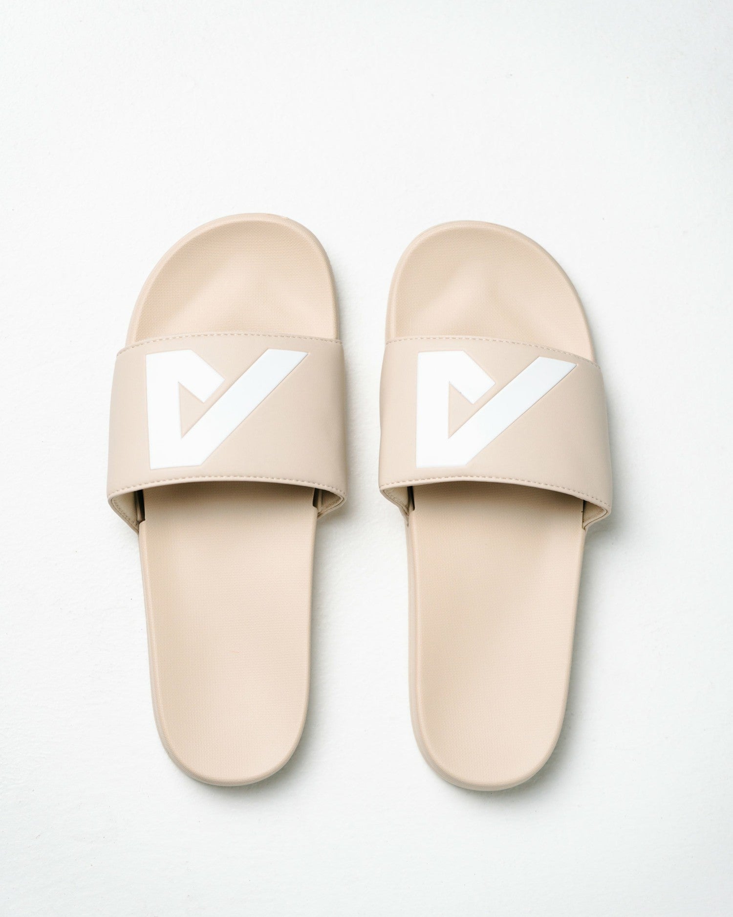 Alpha Slides - Cream / White - Workout Clothes | Alphalete