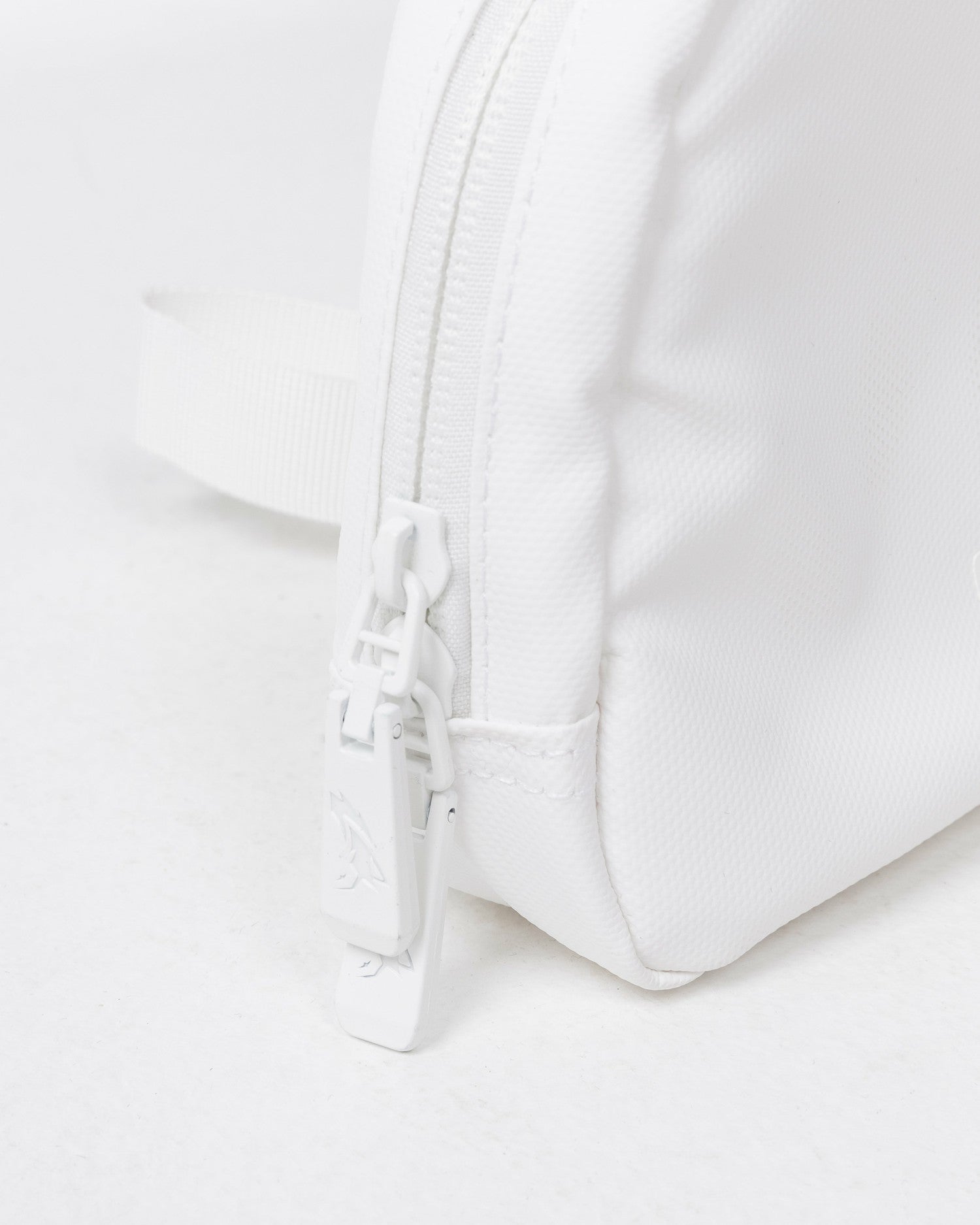 Core Crossbody - White - Workout Clothes | Alphalete