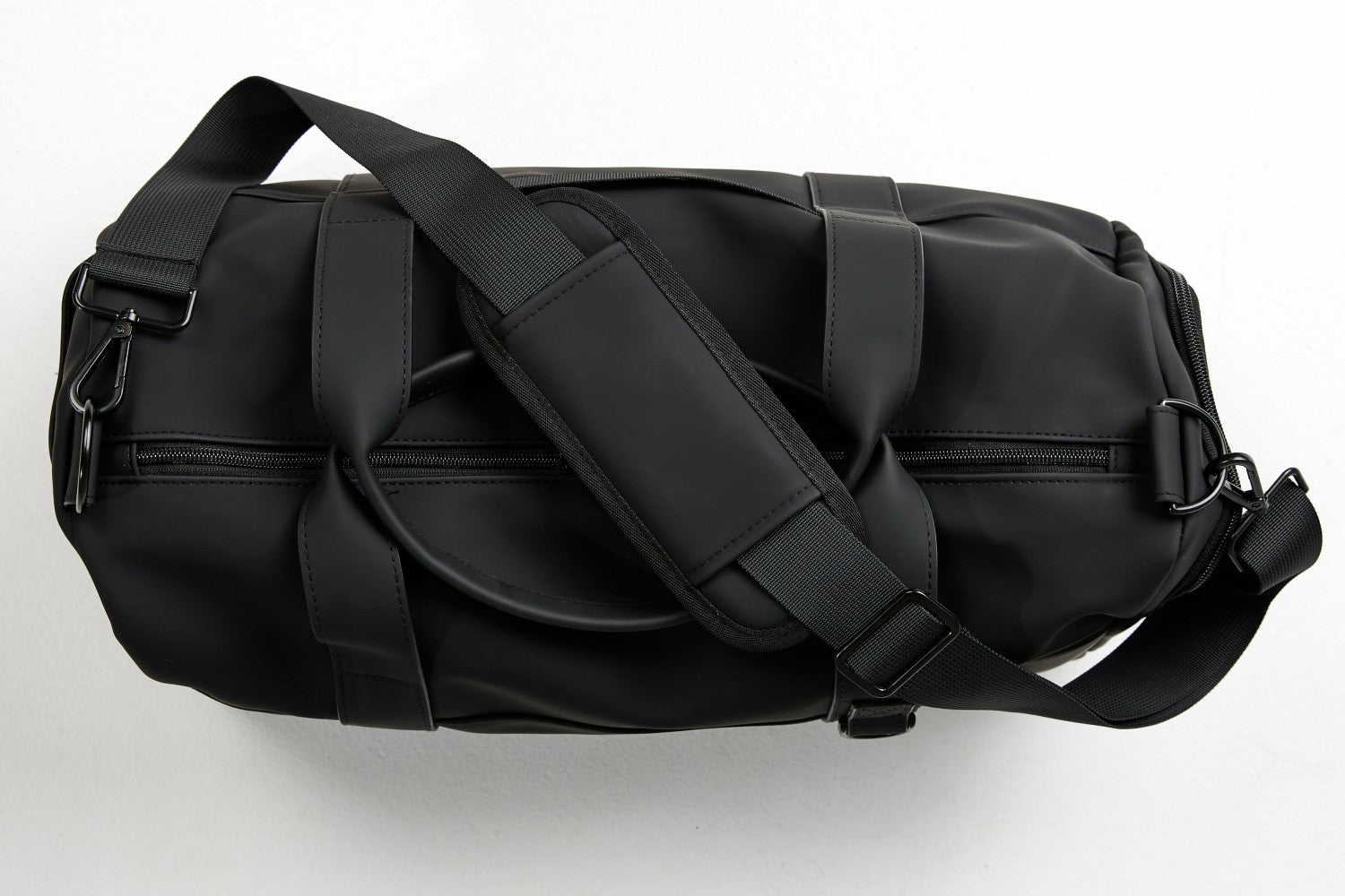 Voyage Duffle Bag - Black - Workout Clothes | Alphalete