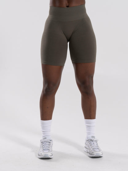 Pump Mid Rise Biker Short - Khaki | Alphalete