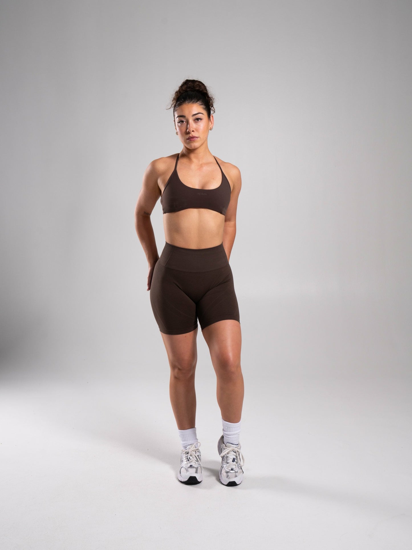 Revive High Rise Short - Walnut | Alphalete