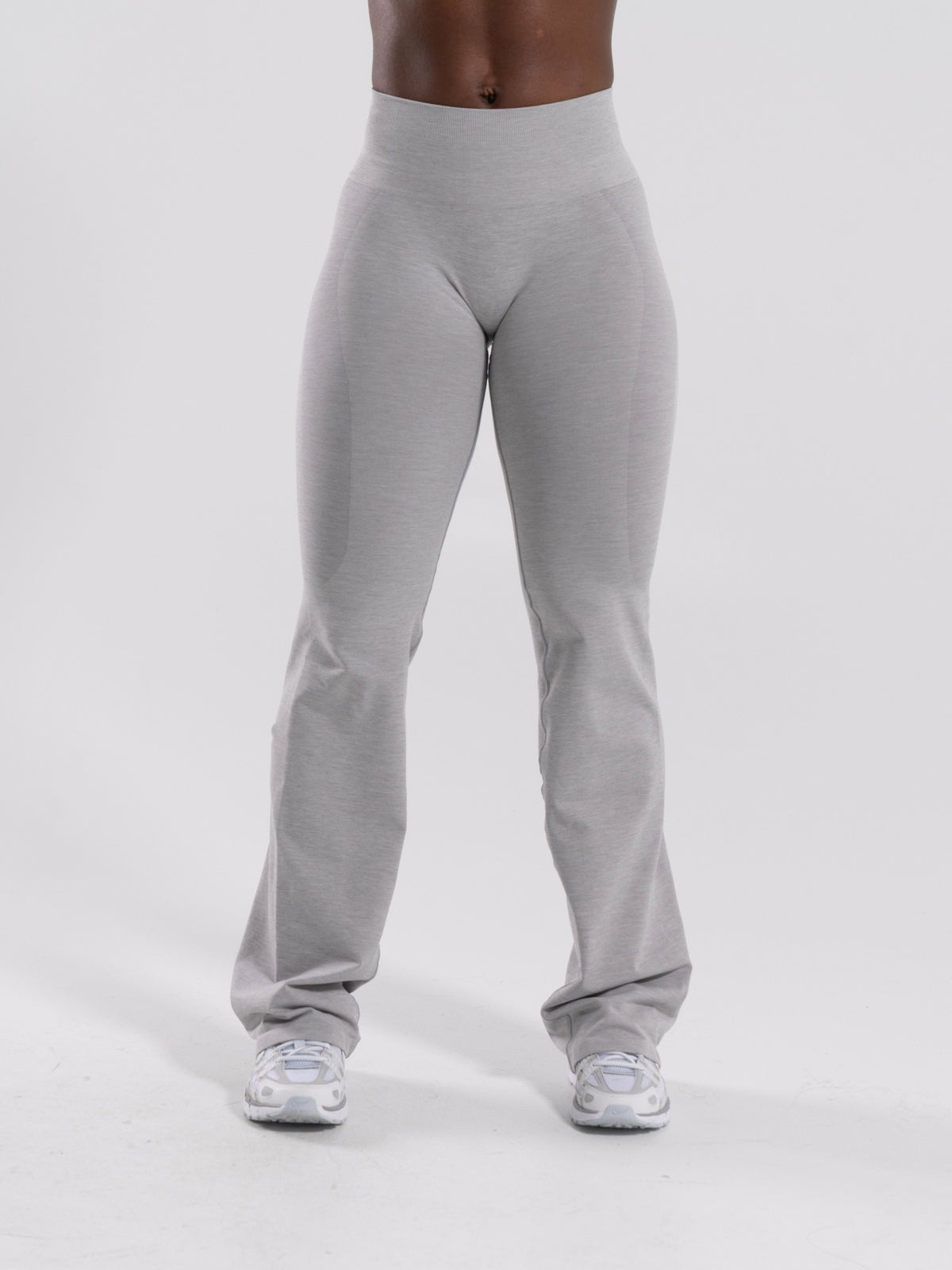 Pump Mid Rise Flared Pant - LT Heather | Alphalete
