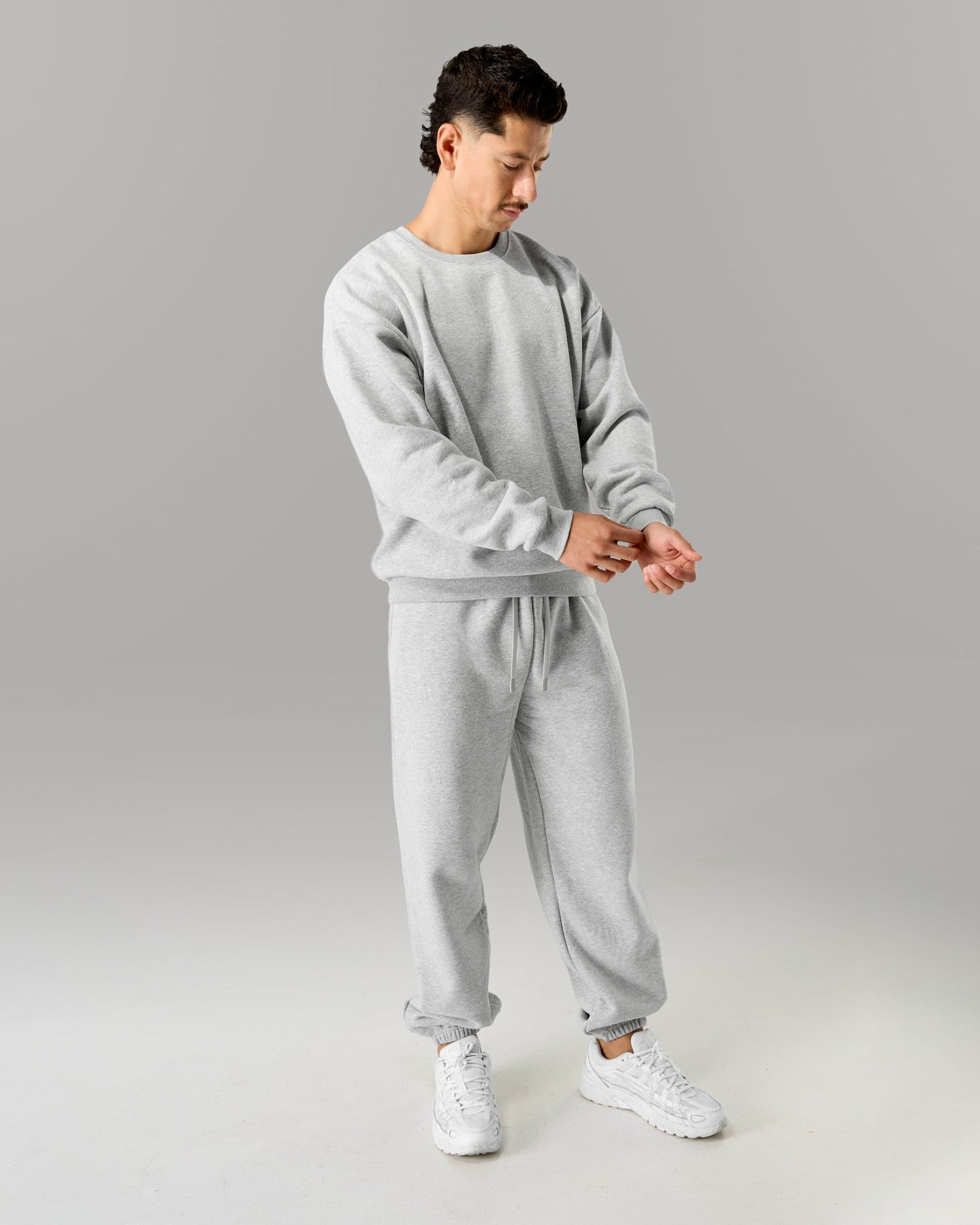 Staple Crewneck - Heather Grey - Workout Clothes | Alphalete