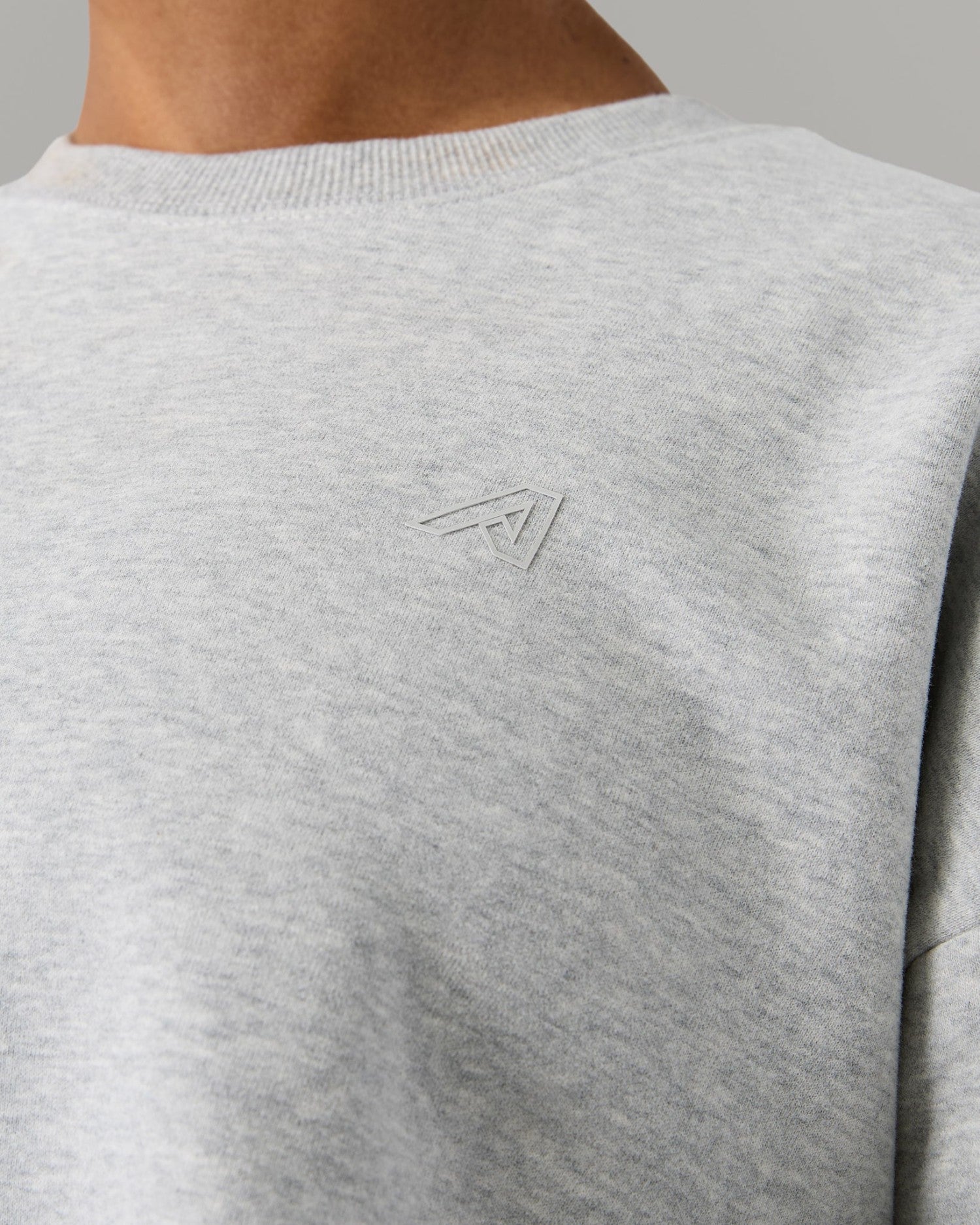 Staple Crewneck - Heather Grey - Workout Clothes | Alphalete