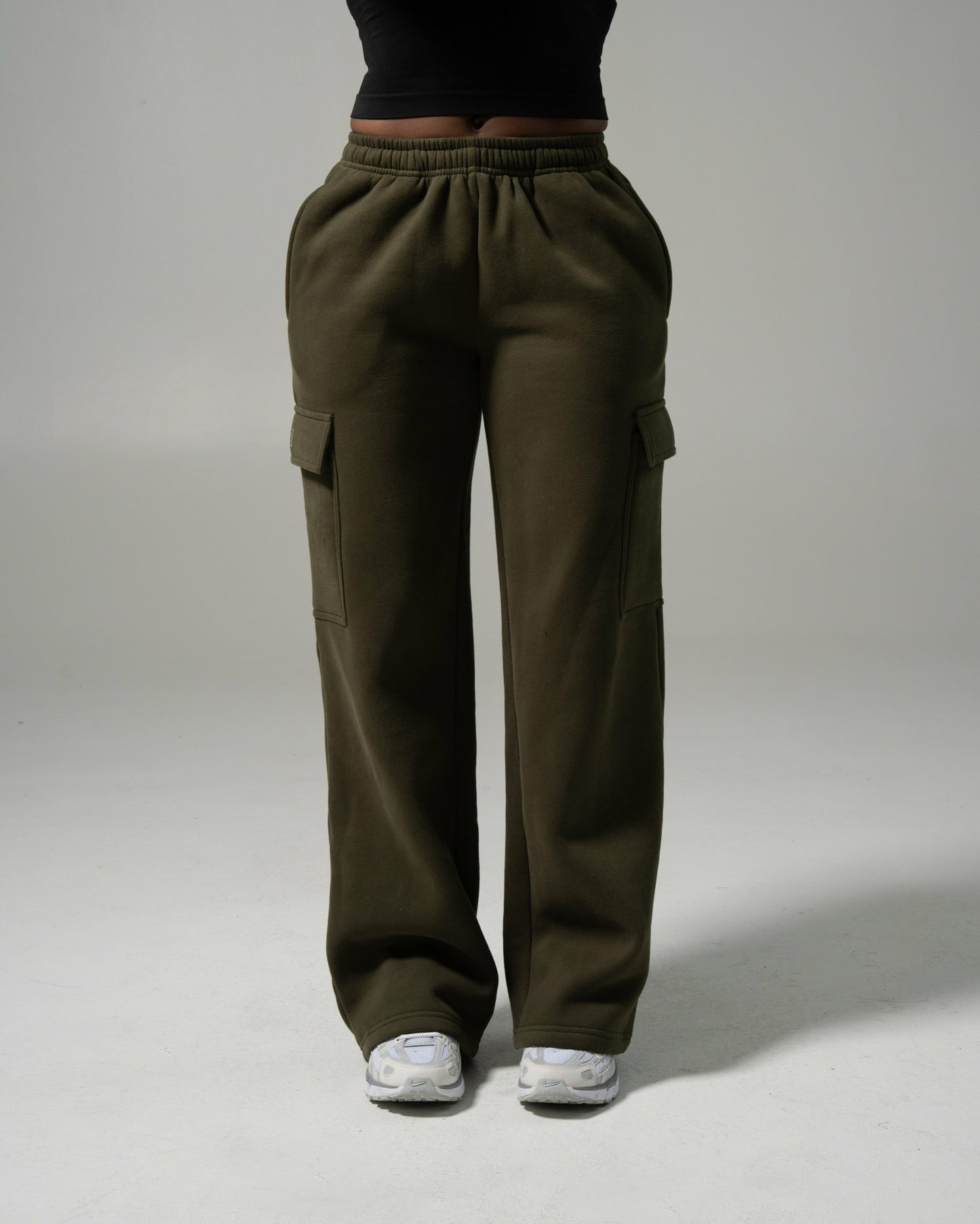Staple Cargo Pant - Army Green - Workout Clothes For Women | Alphalete