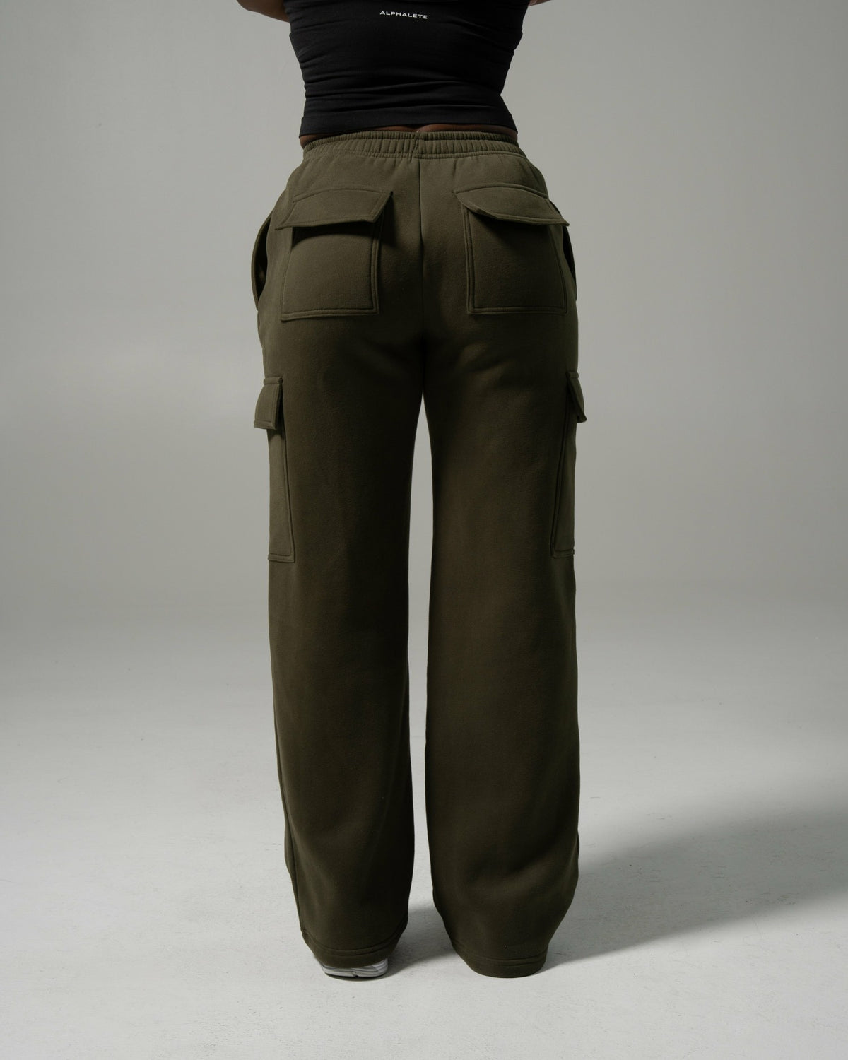 Staple Cargo Pant - Army Green - Workout Clothes For Women | Alphalete