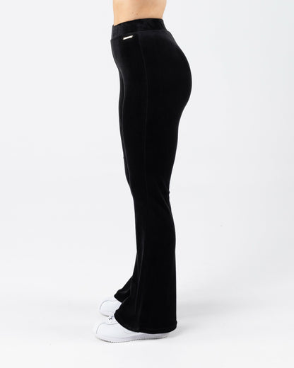 Velour Pant - Black - Workout Clothes For Women | Alphalete