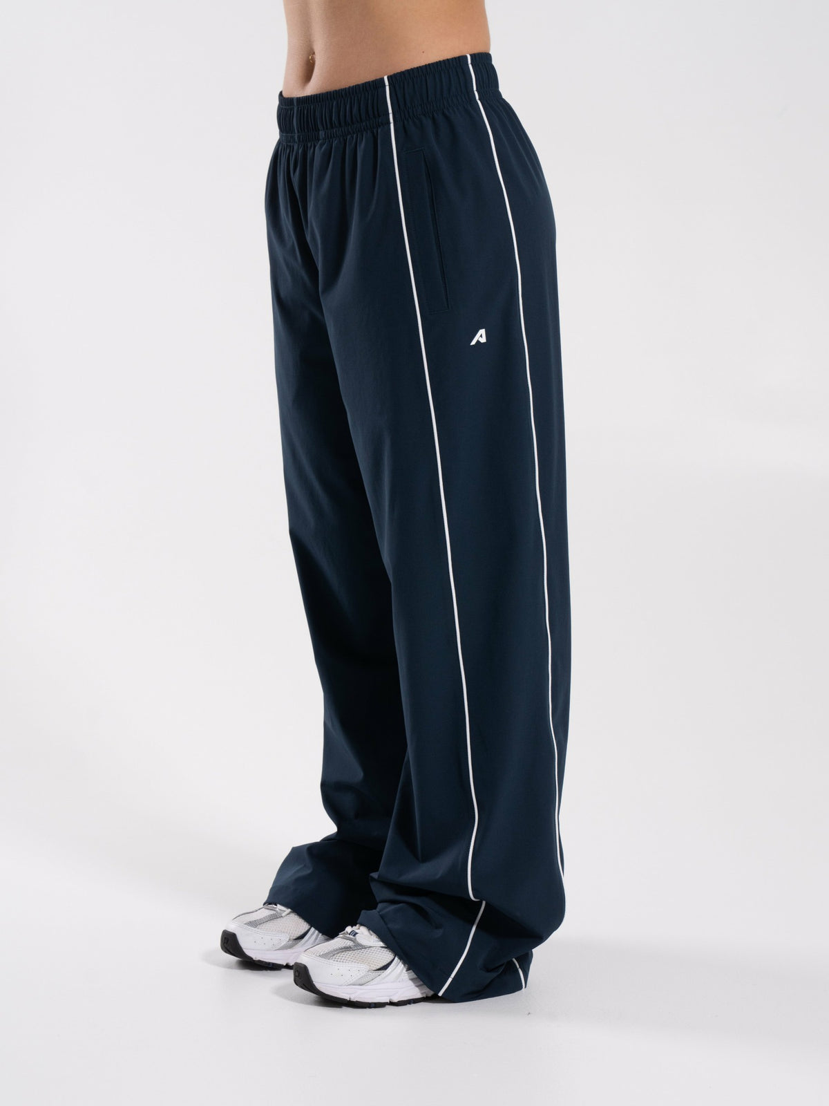 Relay Pant - Dark Cyan - Workout Clothes For Women | Alphalete