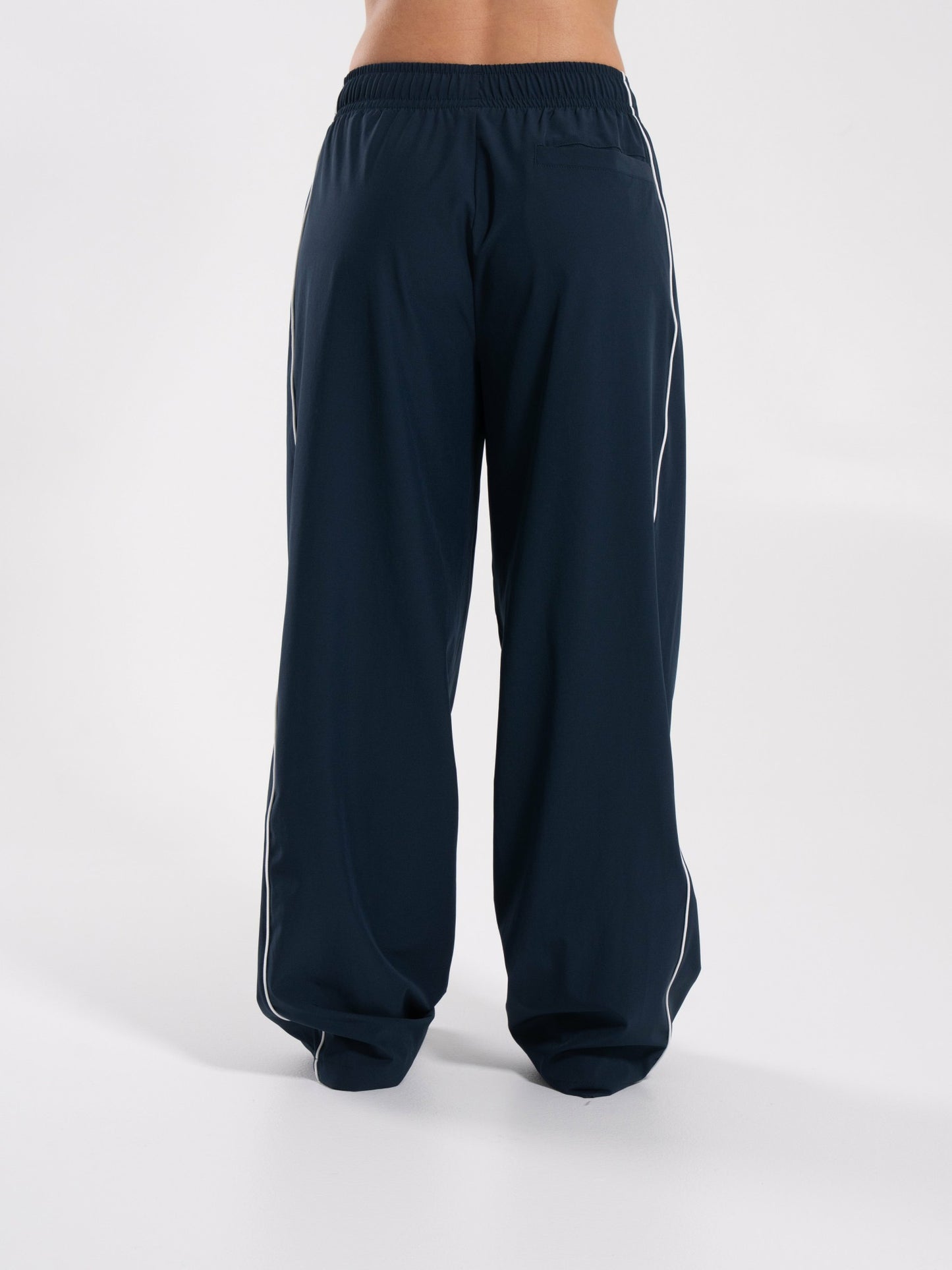 Relay Pant - Dark Cyan - Workout Clothes For Women | Alphalete