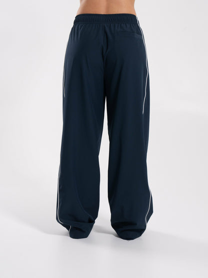 Relay Pant - Dark Cyan - Workout Clothes For Women | Alphalete