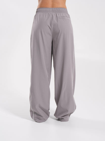 Relay Pant - Nickel - Workout Clothes For Women | Alphalete