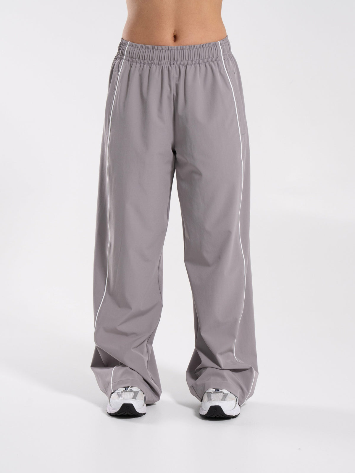 Relay Pant - Nickel - Workout Clothes For Women | Alphalete