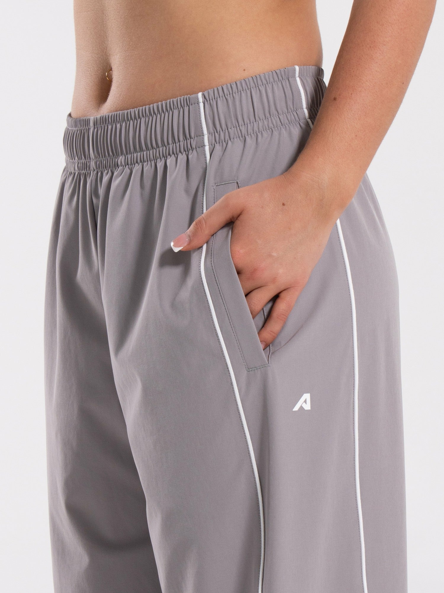 Relay Pant - Nickel - Workout Clothes For Women | Alphalete