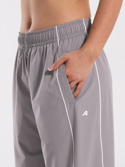 Relay Pant - Nickel - Workout Clothes For Women | Alphalete