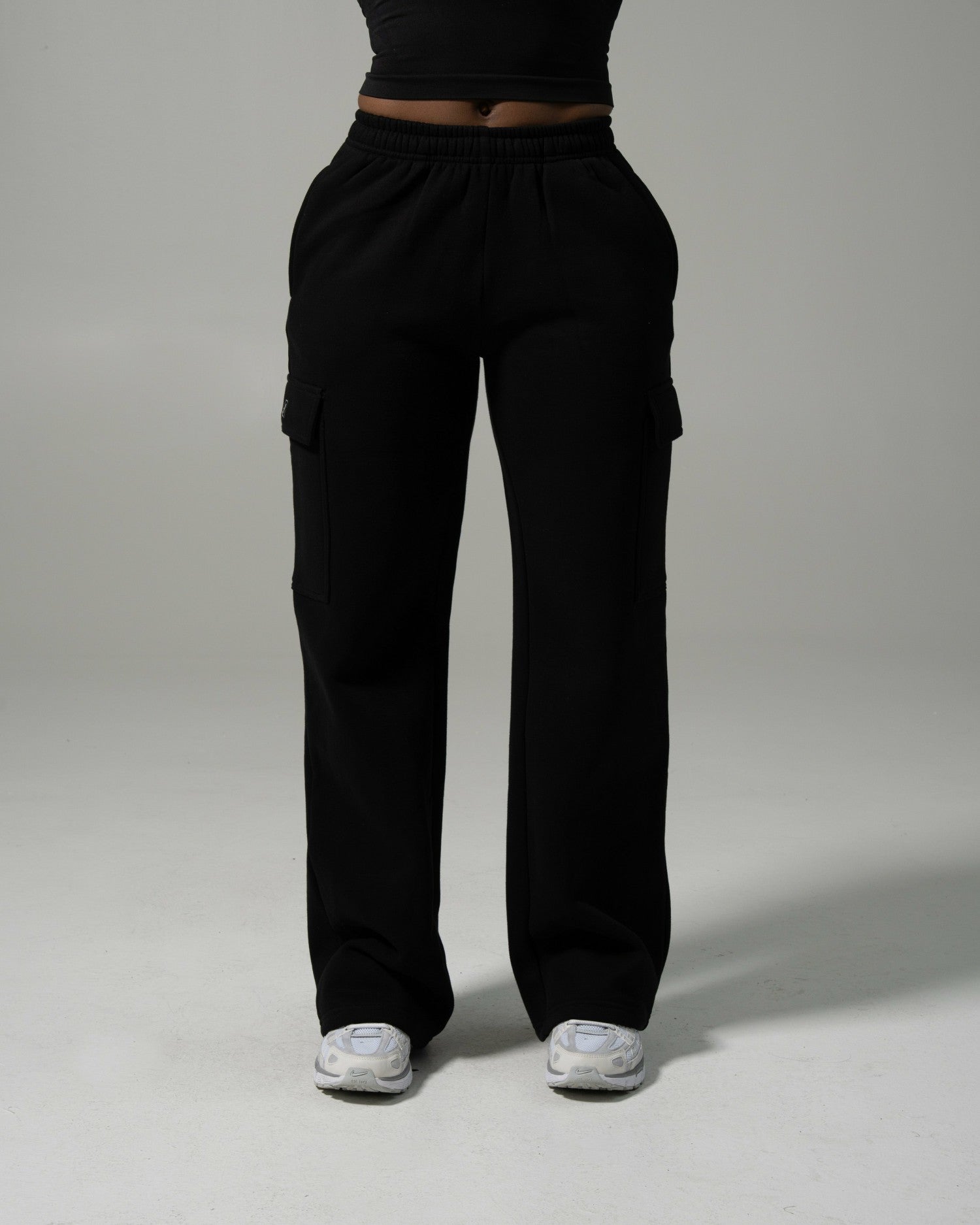 Staple Cargo Pant - Black - Workout Clothes For Women | Alphalete