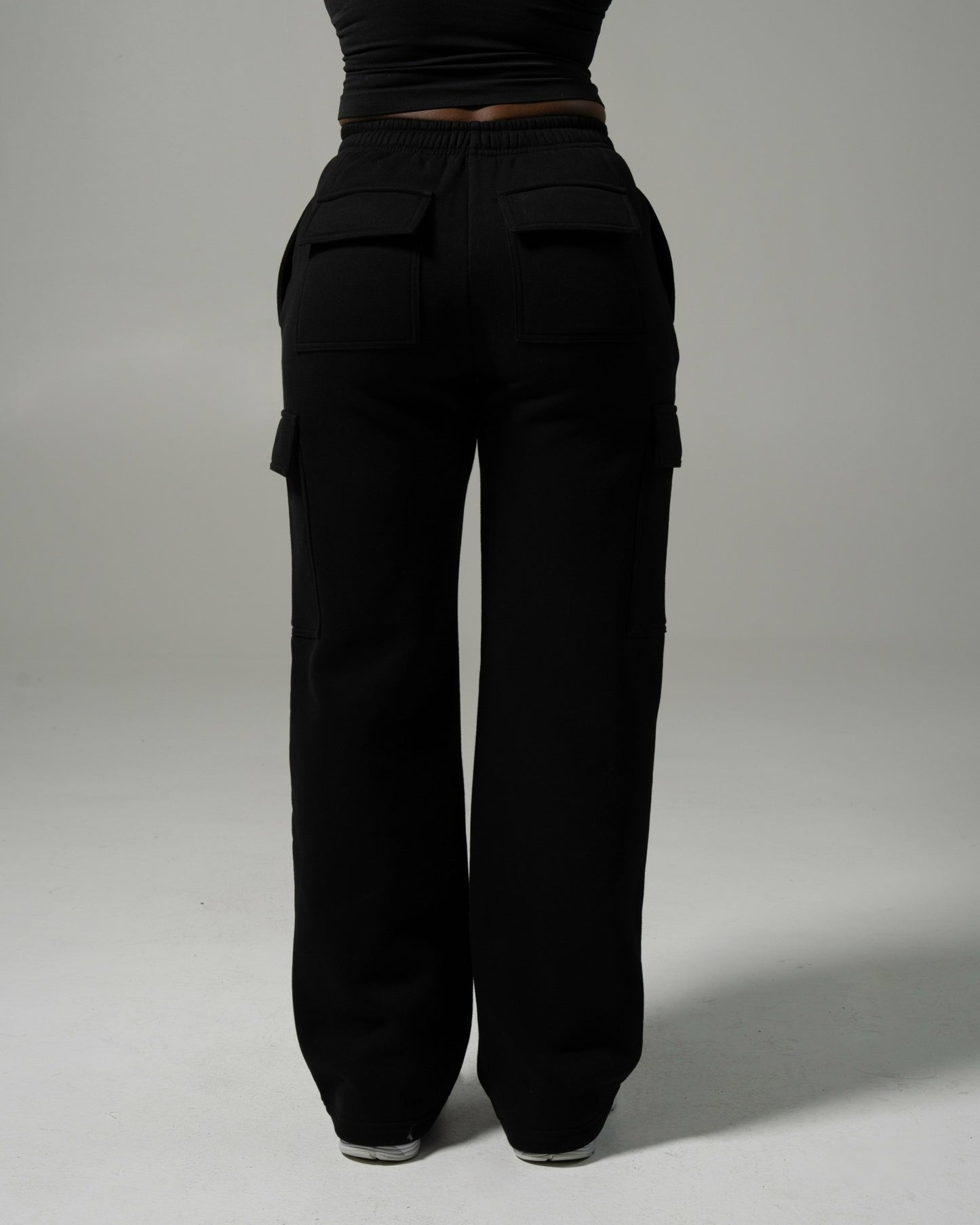 Staple Cargo Pant - Black - Workout Clothes For Women | Alphalete