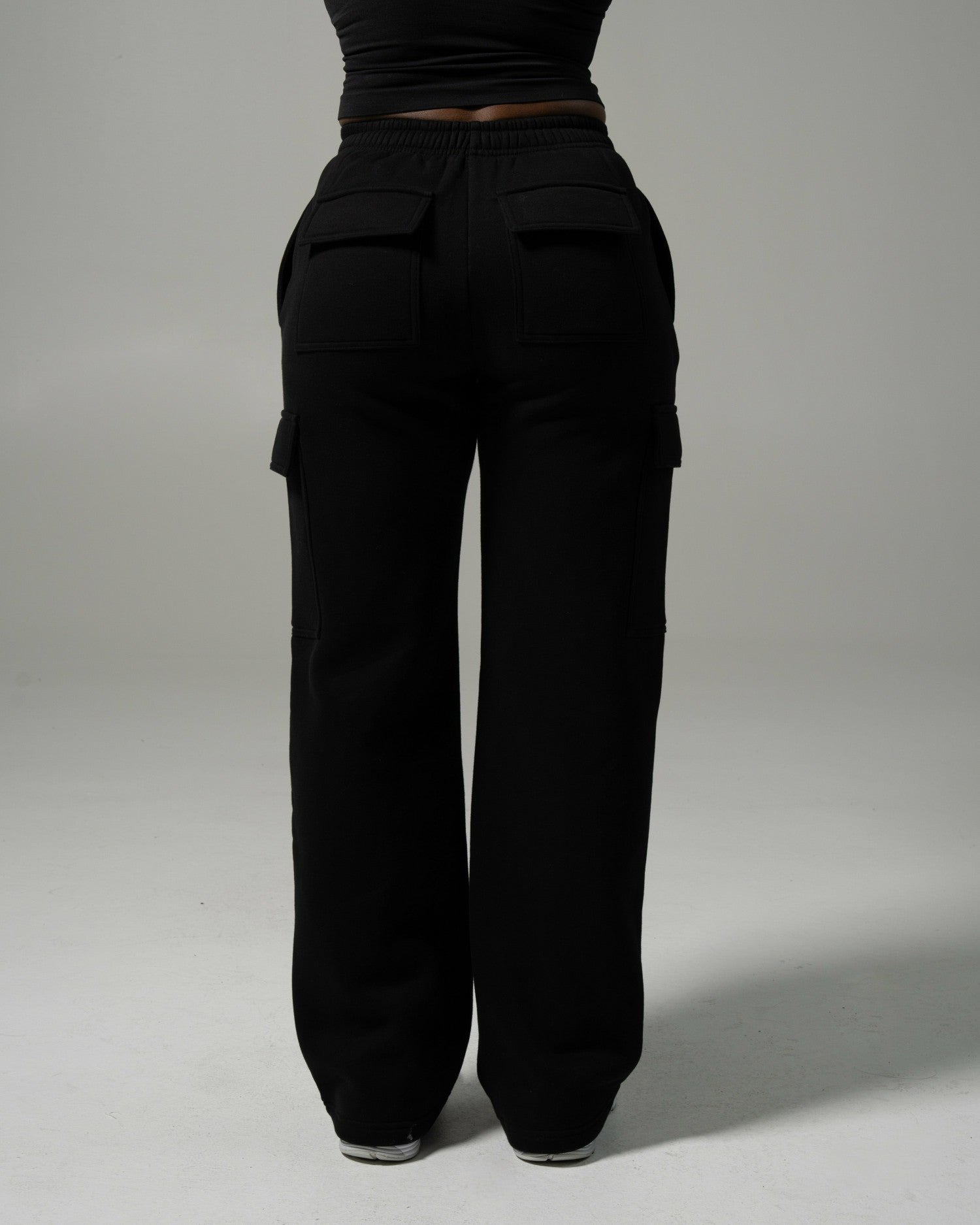 Staple Cargo Pant - Black - Workout Clothes For Women | Alphalete