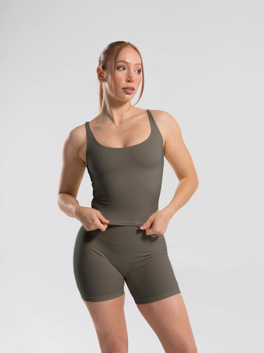 Softcurve Scoop Neck Tank - Khaki | Alphalete