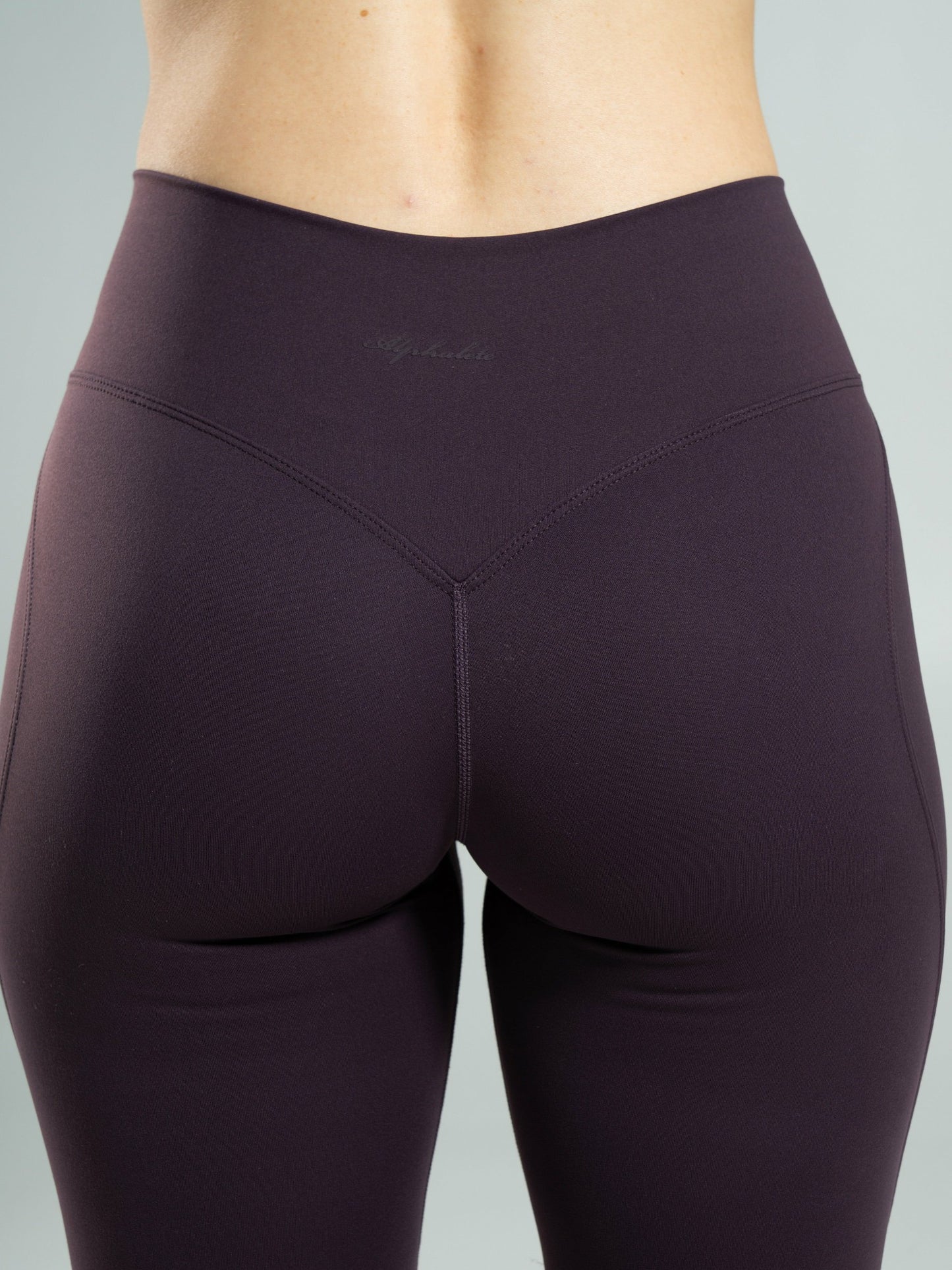Aura Ultra-High Rise Flared Pant Long - Black Garnet | Alphalete