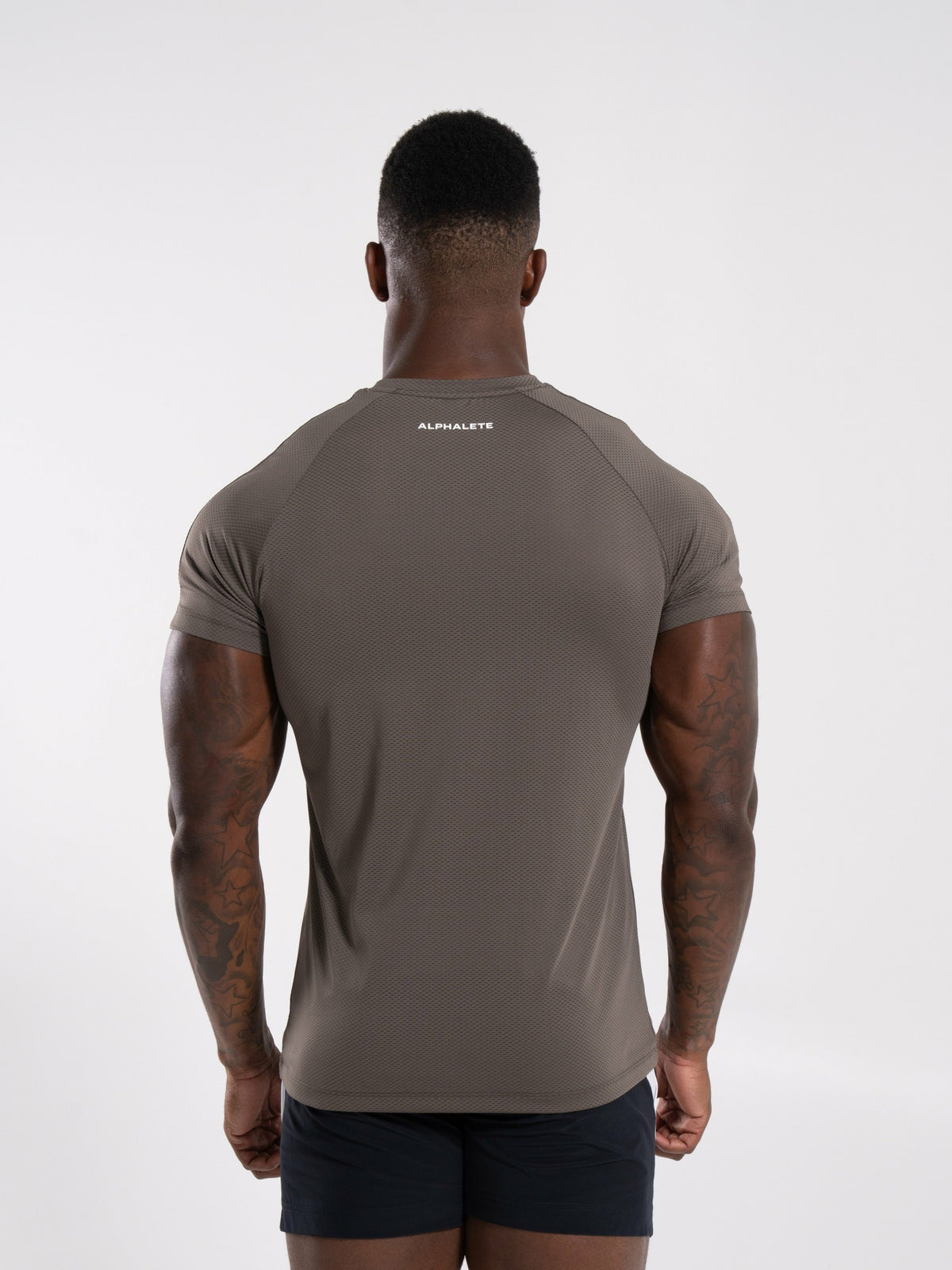 Base Tee - Khaki - Mens Workout Tee | Alphalete