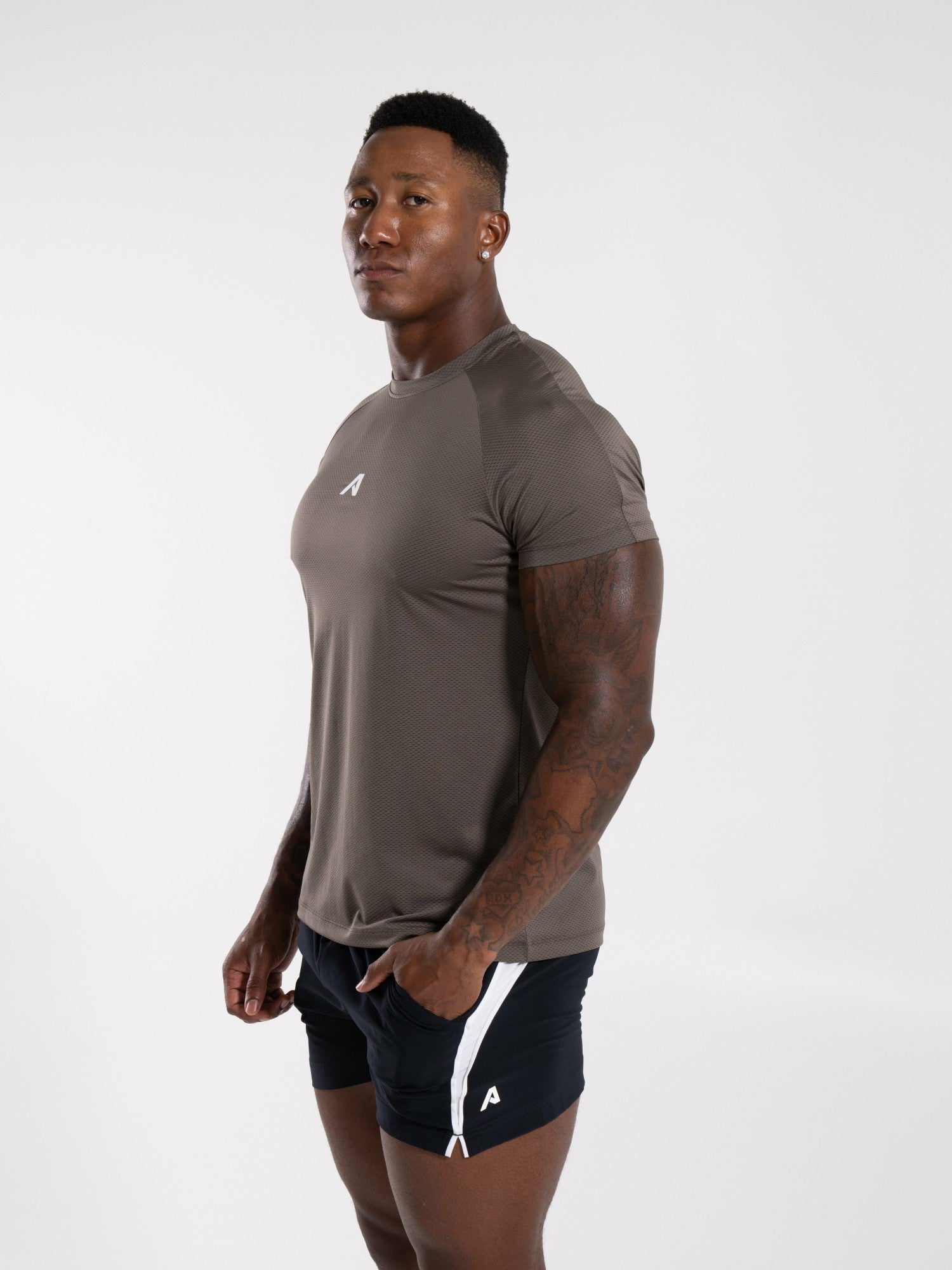 Base Tee - Khaki - Mens Workout Tee | Alphalete