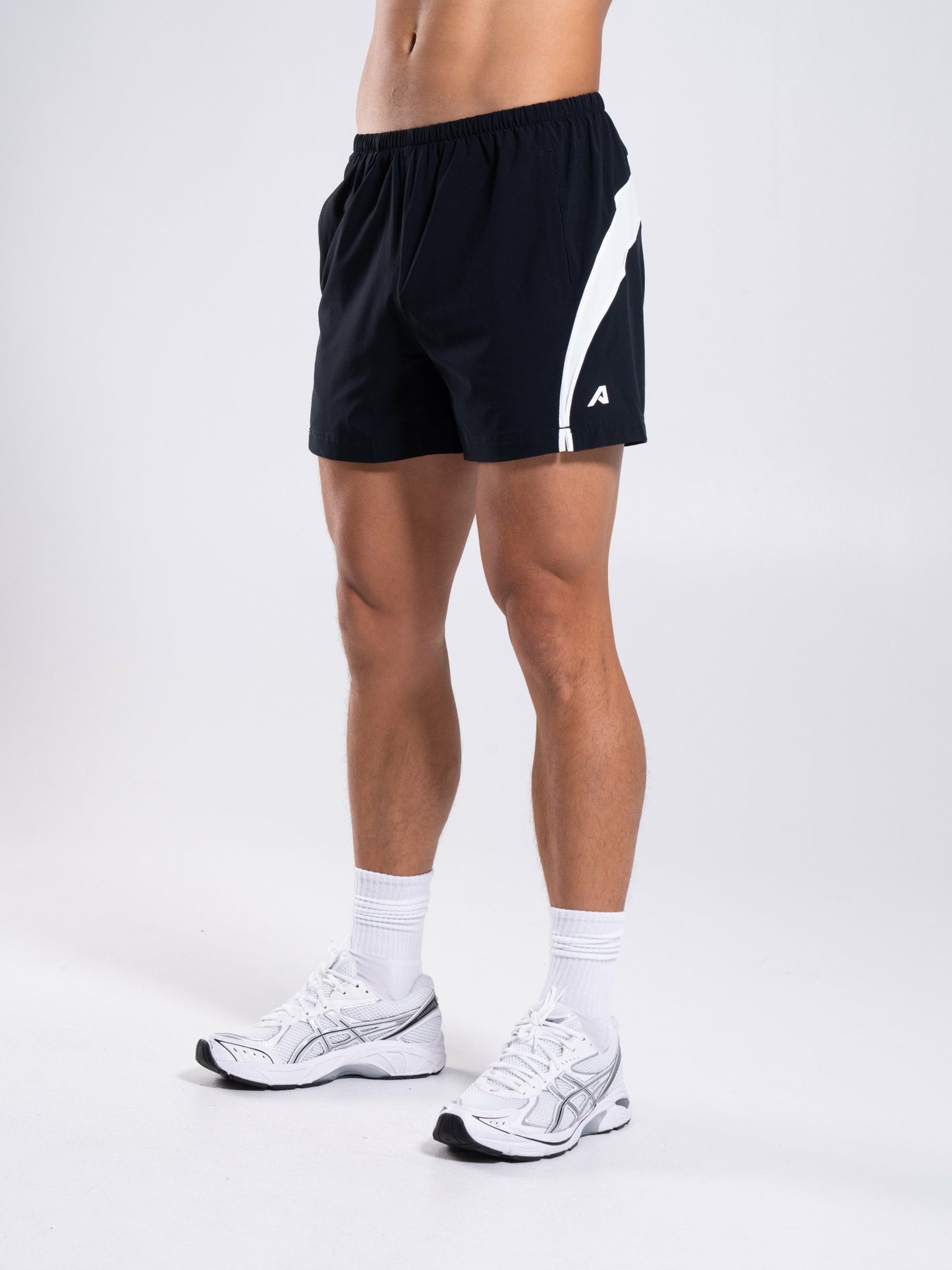 Dynamic Panel Short - Black / White | Alphalete