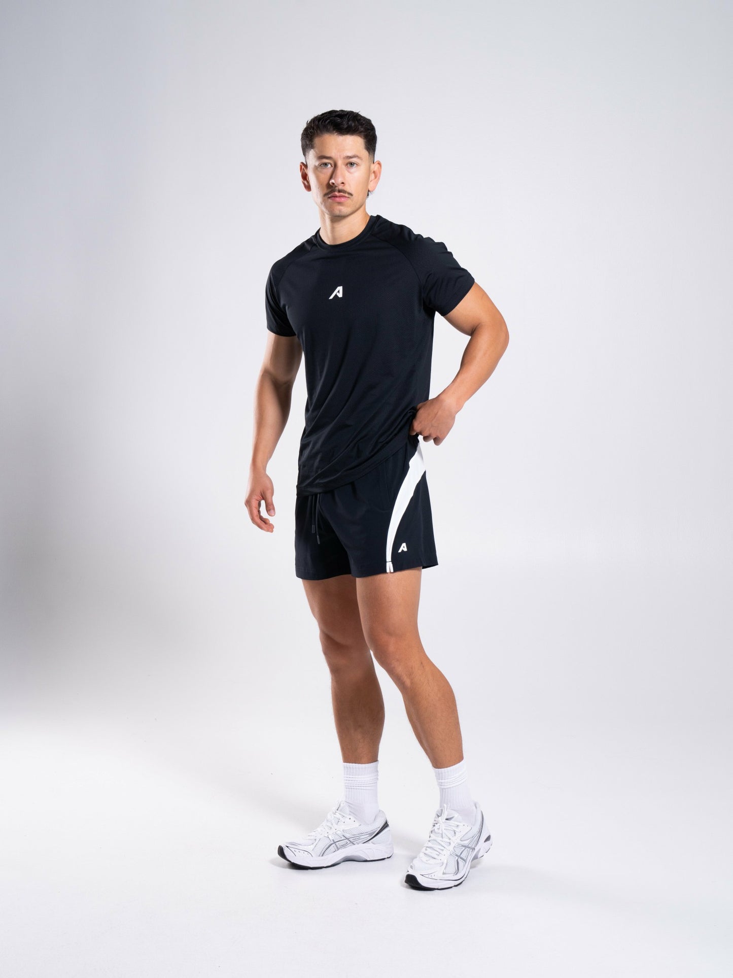 Dynamic Panel Short - Black / White | Alphalete