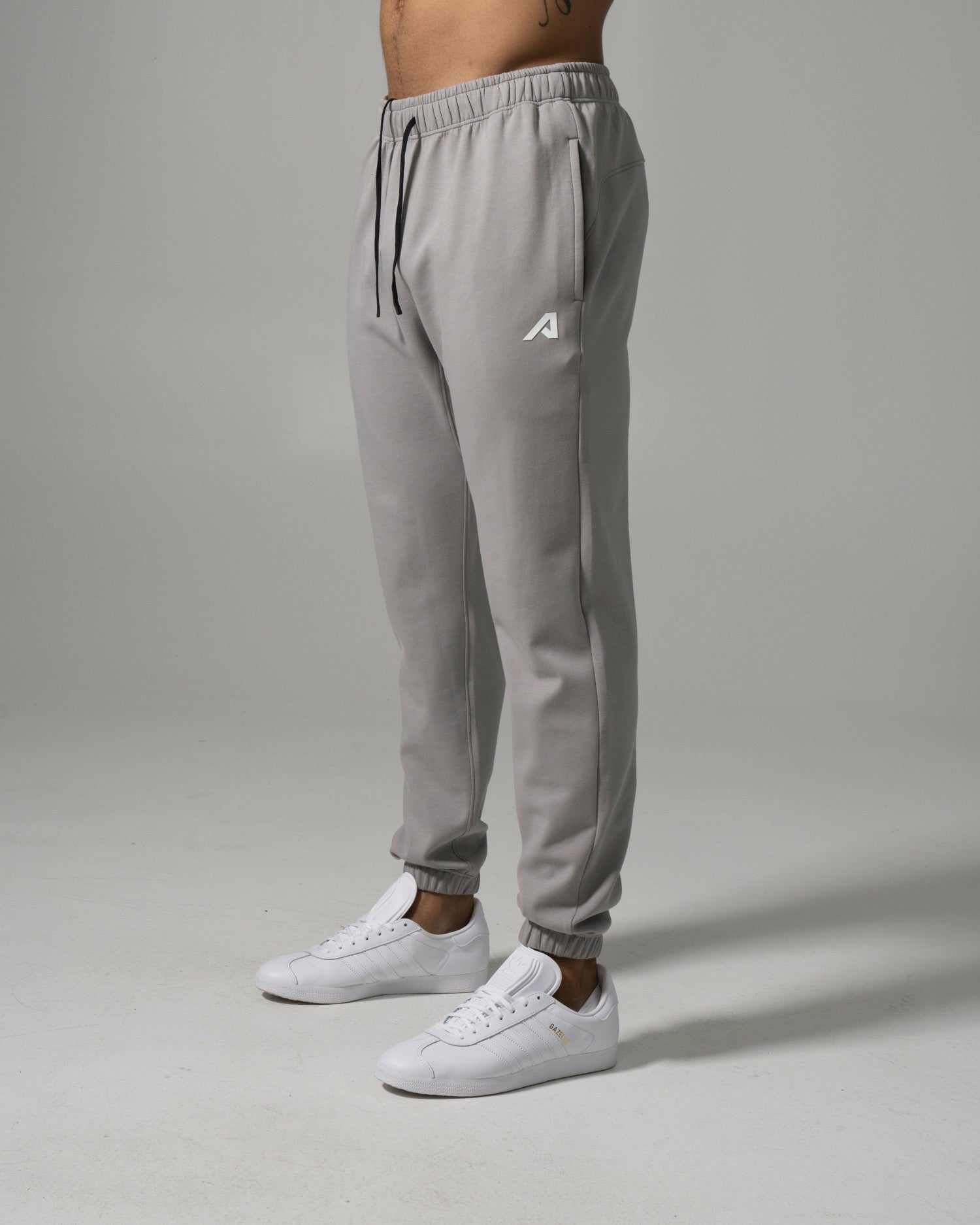Vantage Jogger - Chrome - Mens Track Pants | Alphalete