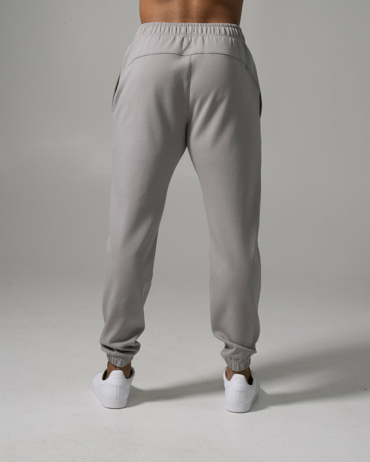 Vantage Jogger - Chrome - Mens Track Pants | Alphalete