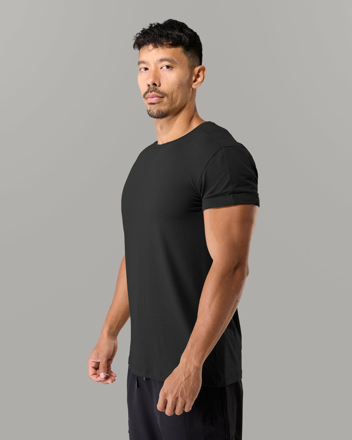 Rolled Muscle Tee - Black - Mens Workout Tee | Alphalete
