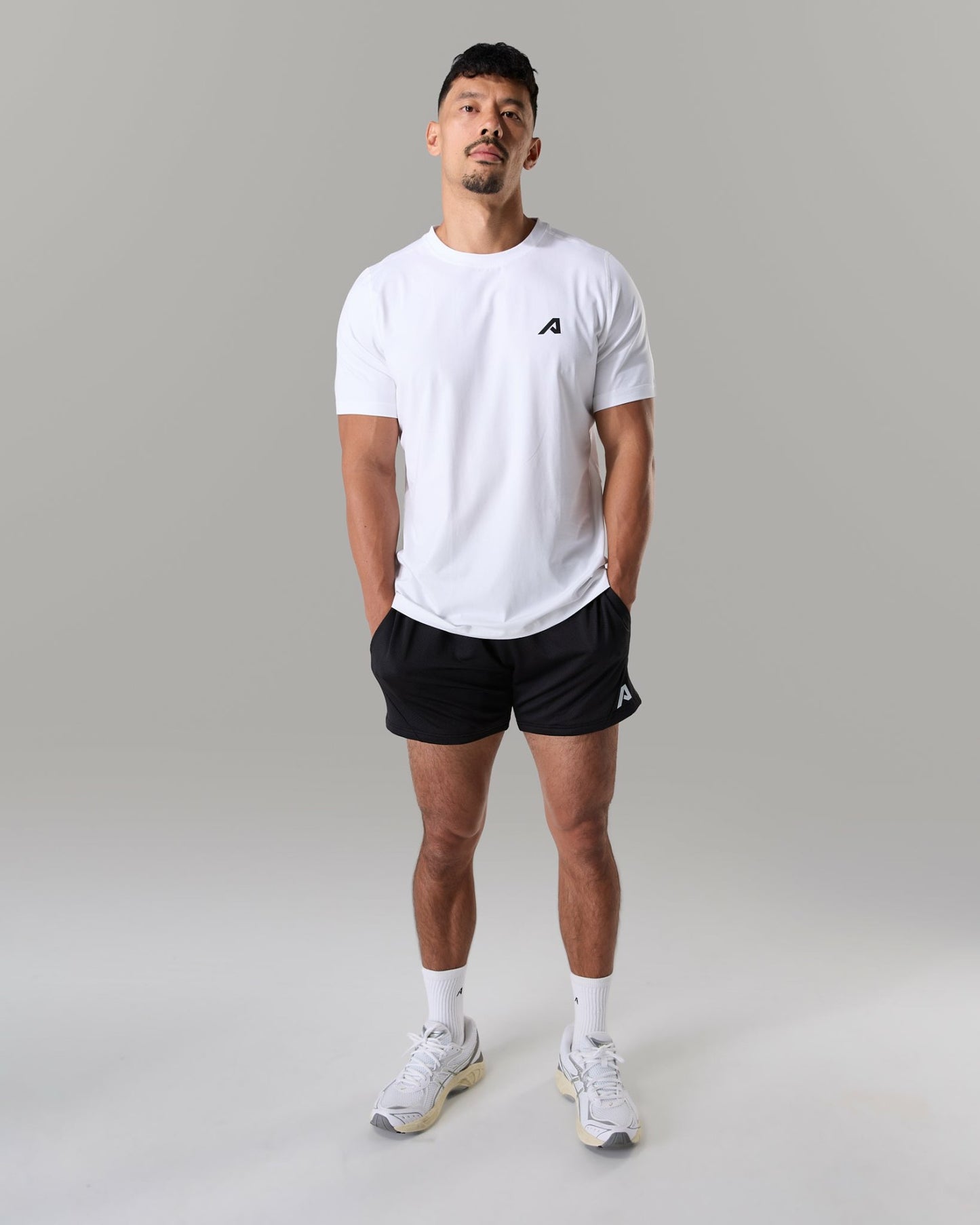 Momentum Tee - White - Mens Workout Tee | Alphalete